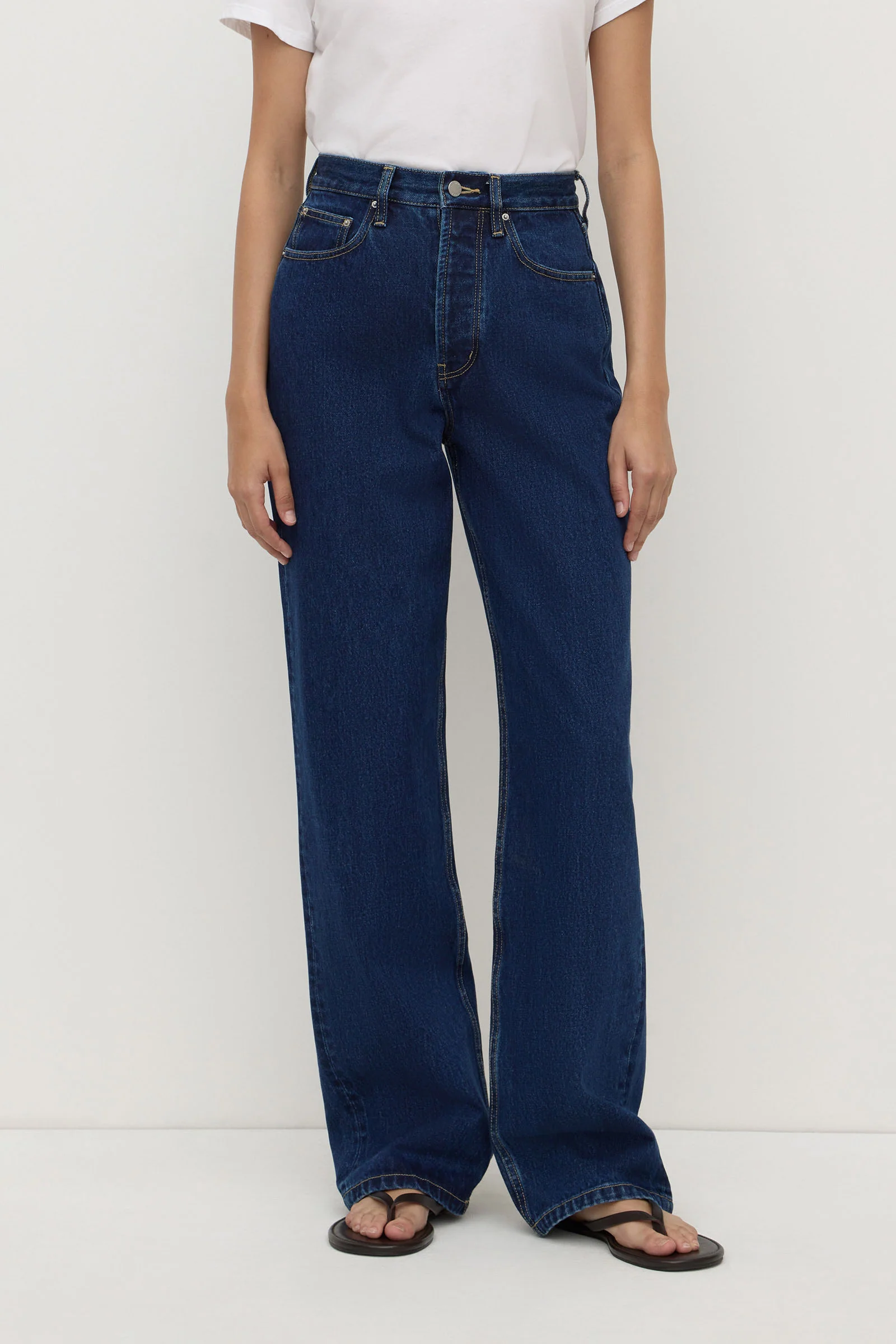 High Rise Straight Jean