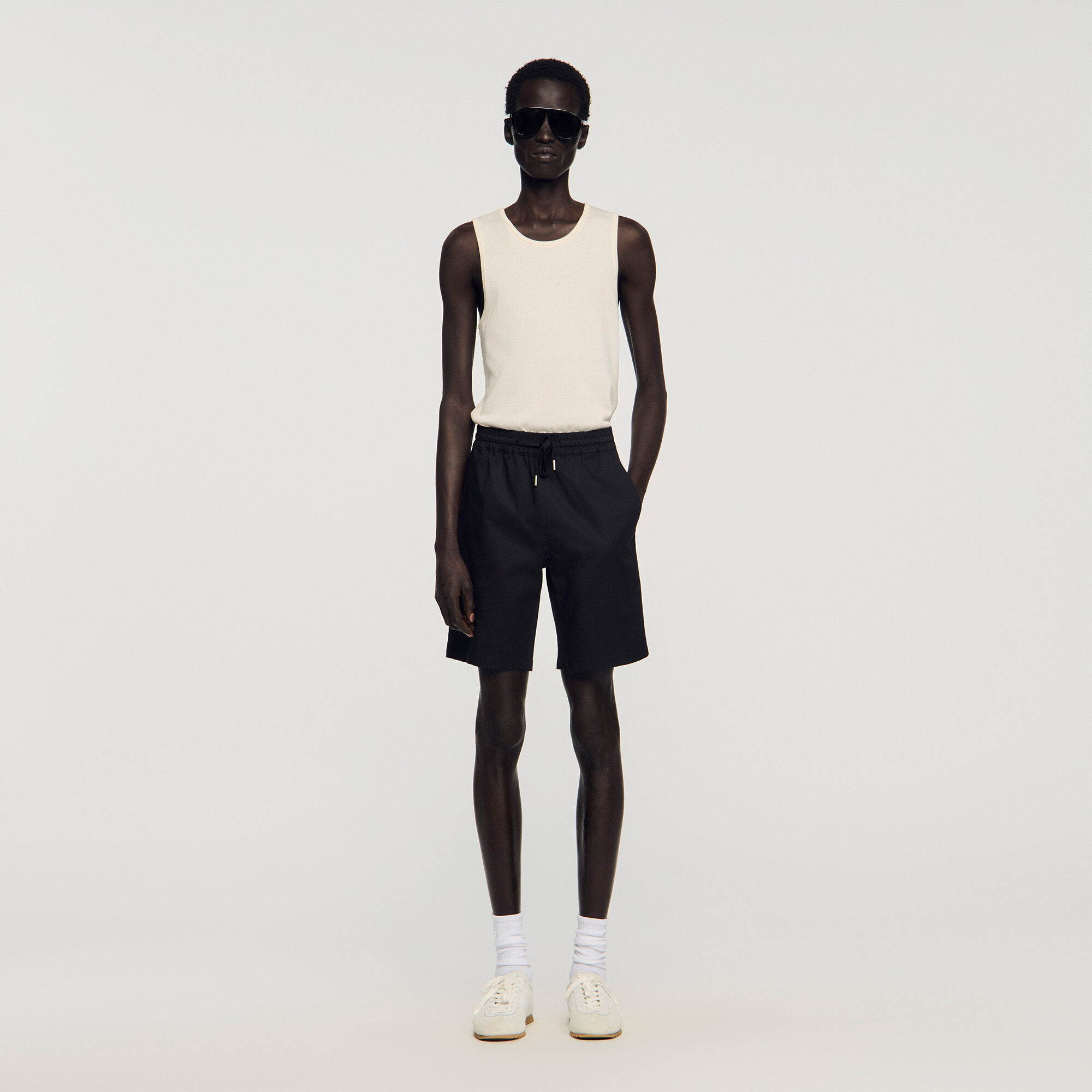 Short en coton à taille élastiquée