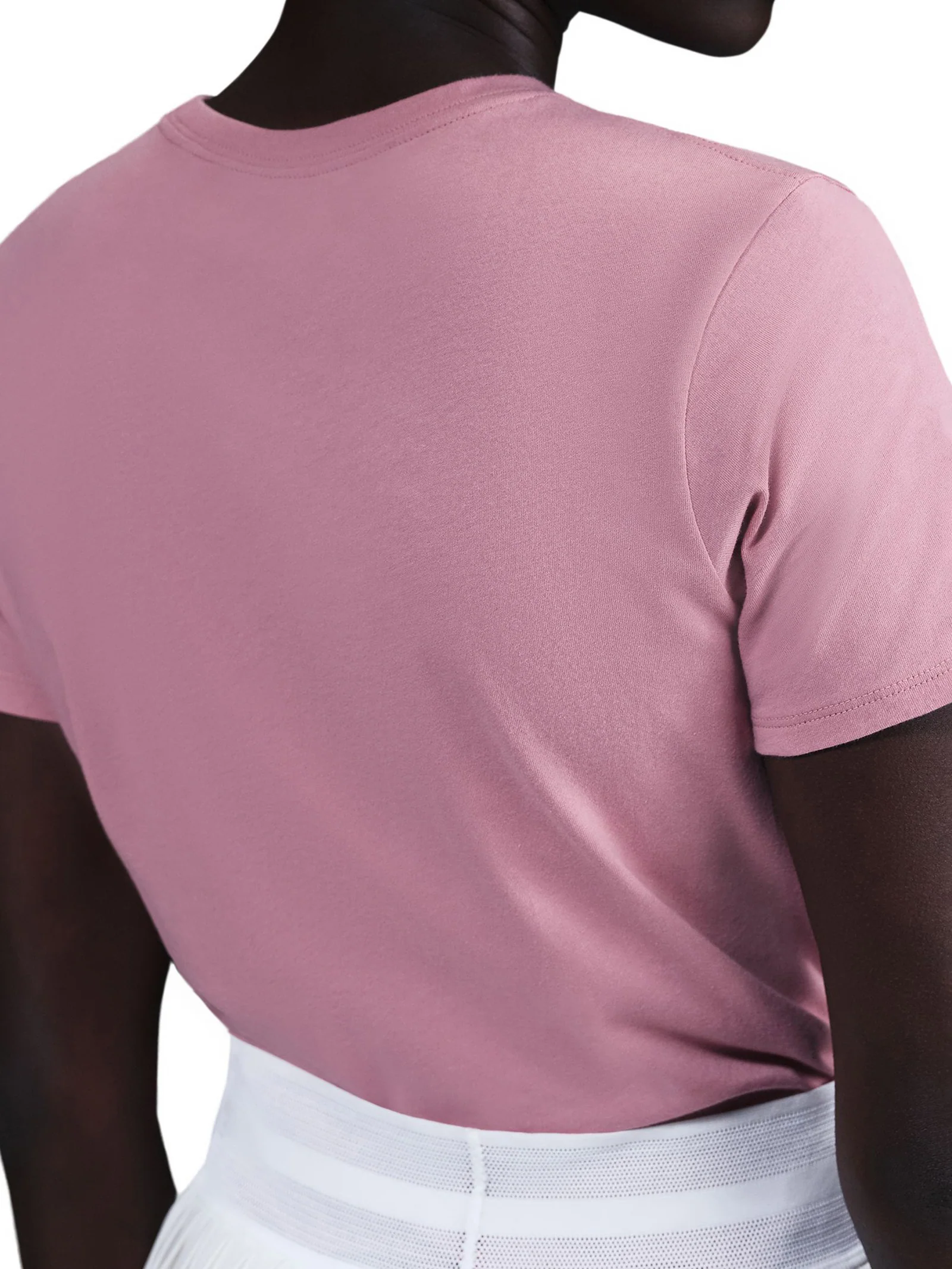 Sportswear Club Essentials Women's T-Shirt