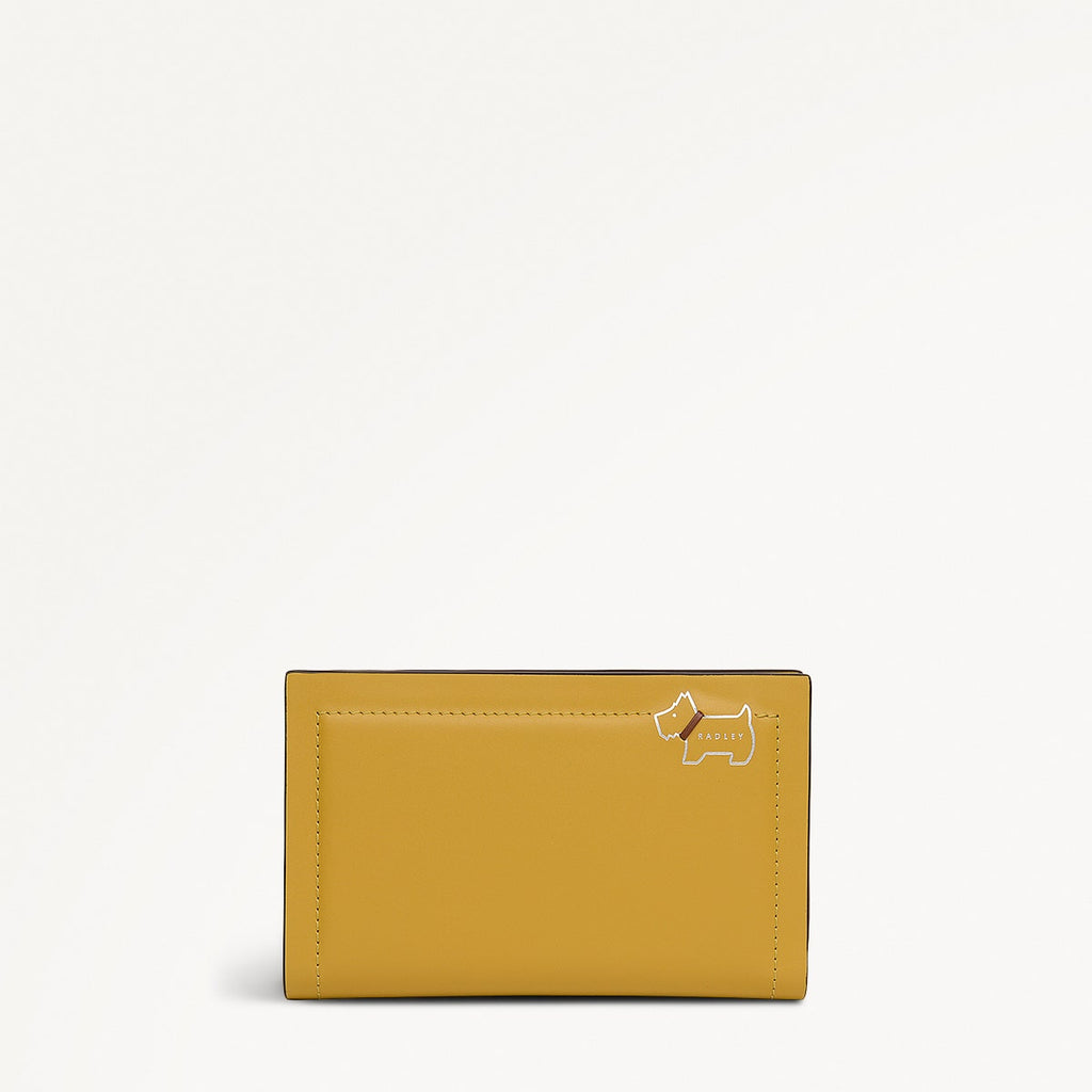 Heritage Lane - Medium Bifold Purse