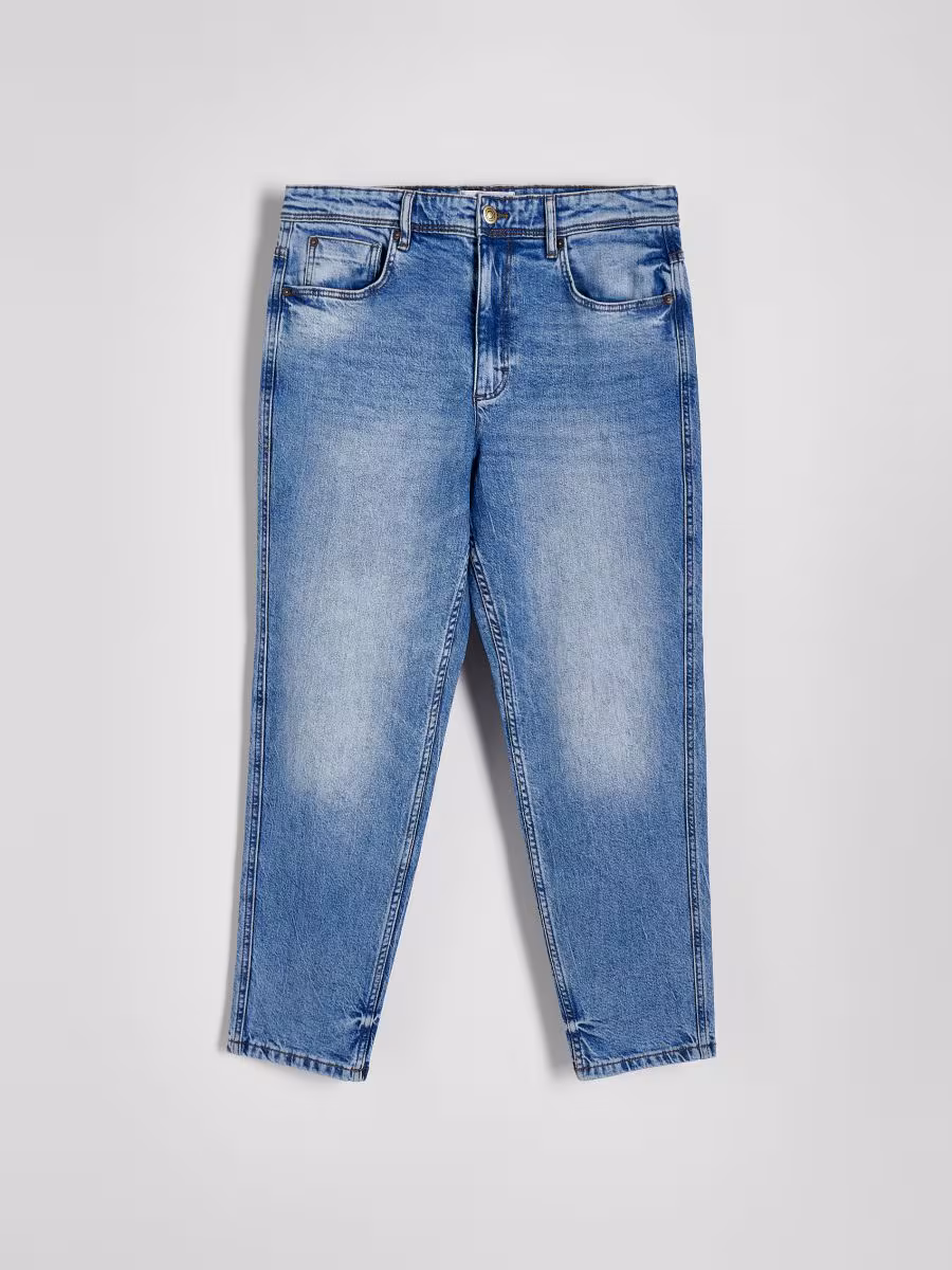 Carrot Jeans With Wash Effect