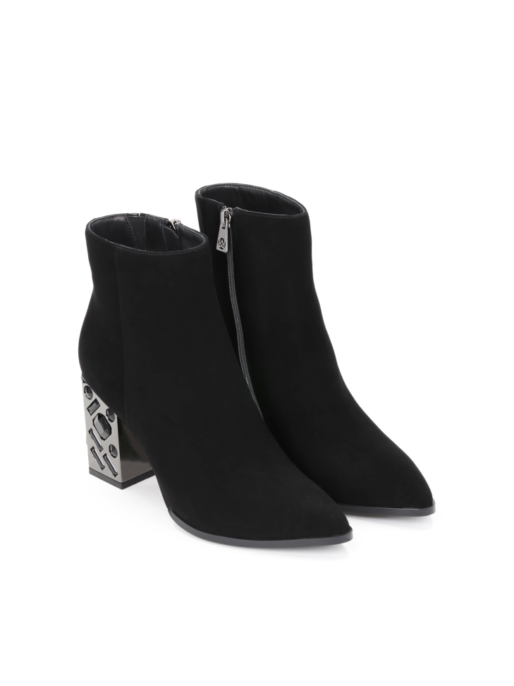 Ladies' black boots