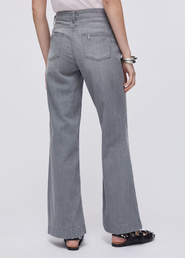 Jeans flare a vita alta con bottoni