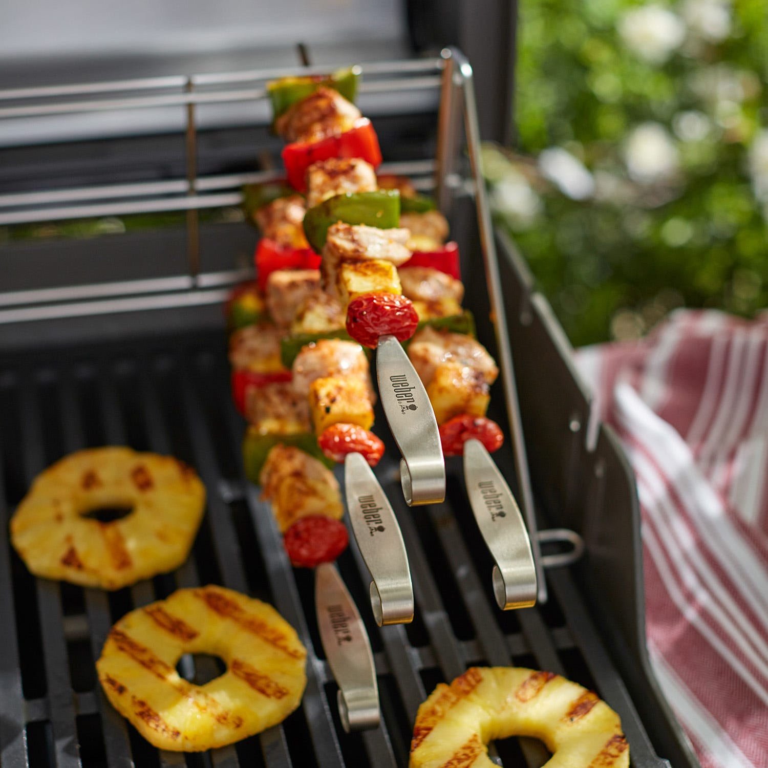 Set 4 spiedini per cottura multilivello su barbecue Weber