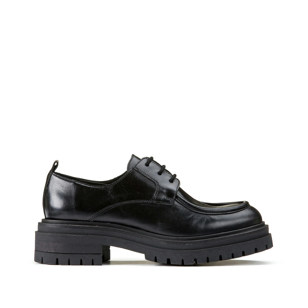 Derbies en cuir semelle crantée