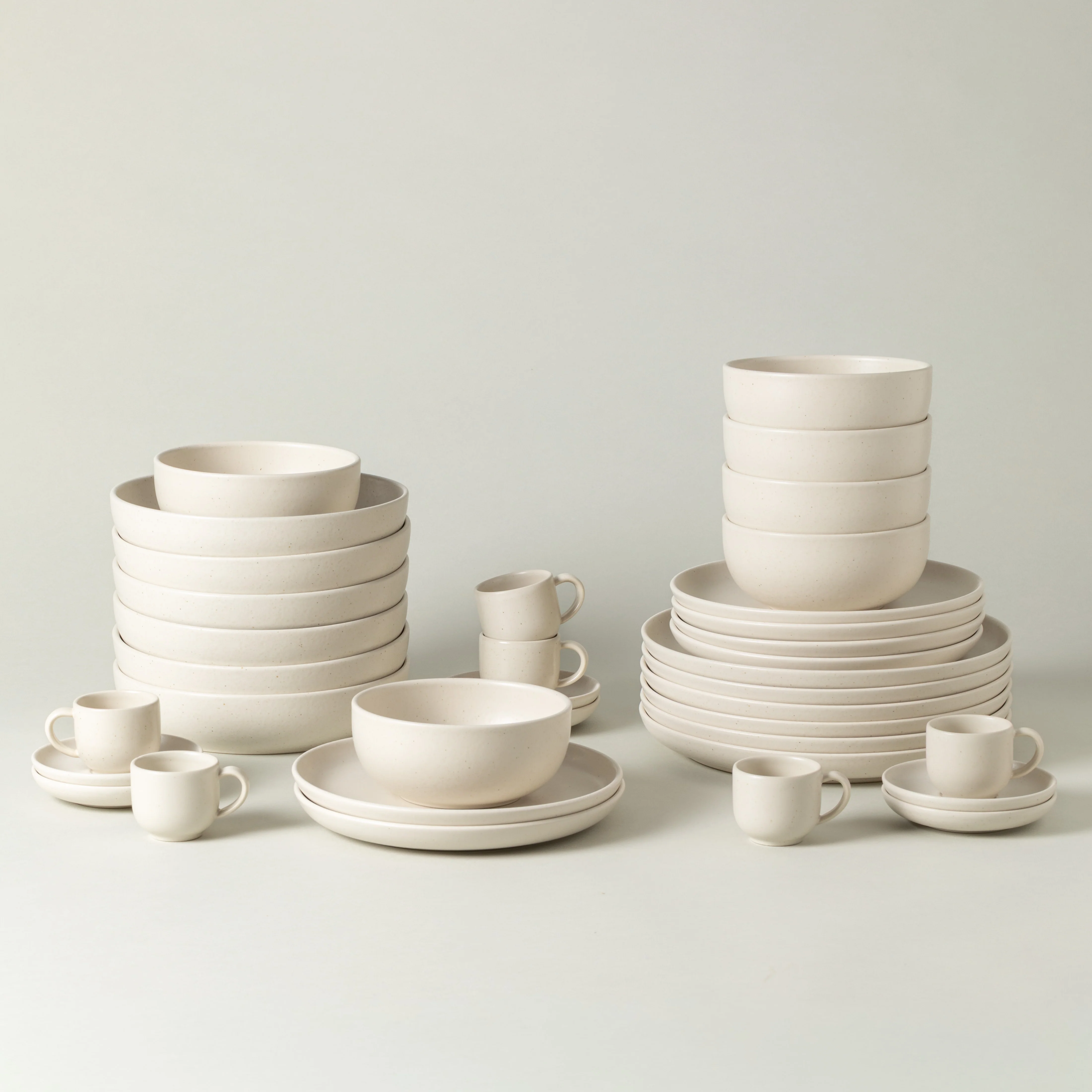 30-piece Dinnerware Set with Coffee Cup Pacifica by Casafina