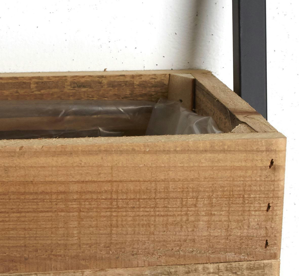 - Jardinière murale en bois recyclé et métal 64 cm