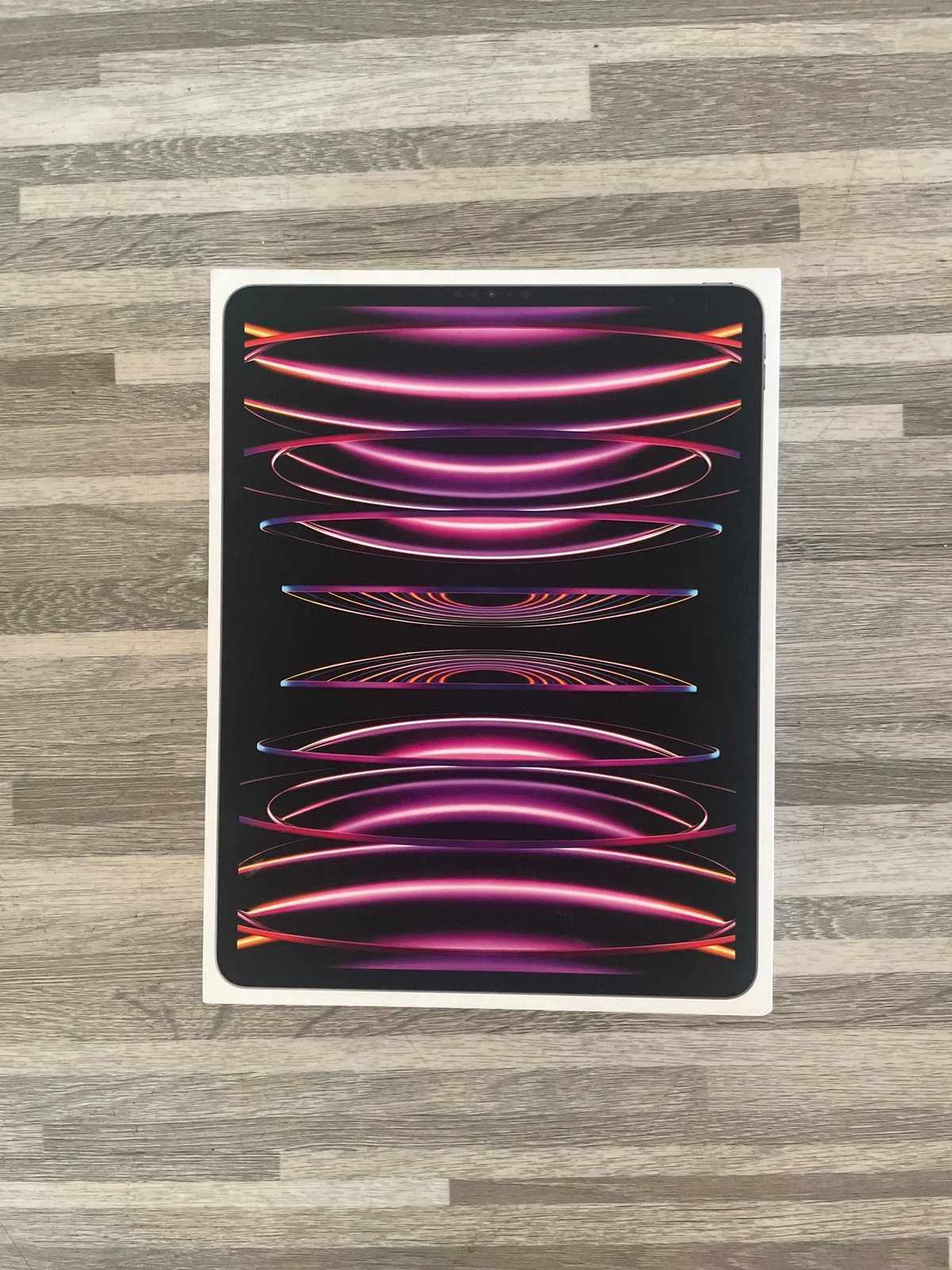 iPad Pro 12.9-inch (6th Generation) Wi-Fi 256GB *BRAND NEW SEALED*