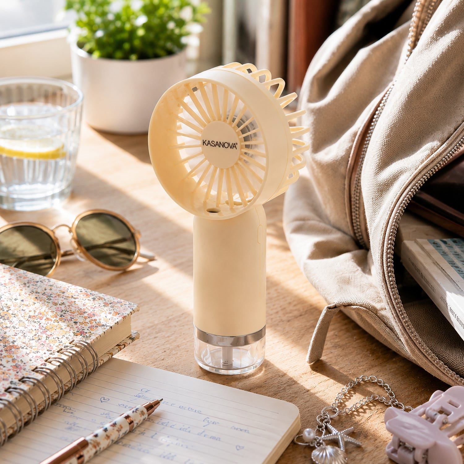 Mini ventilatore con nebulizzatore giallo