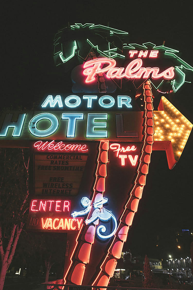 NEONS BY NIGHT II - Photographie d'art de Romain Farge 60x90 cm sur plexi