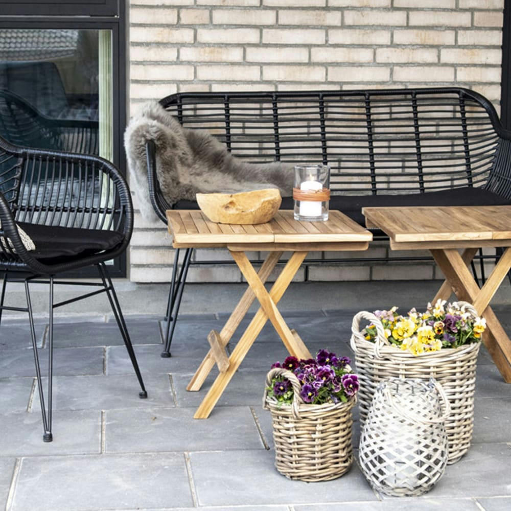 TRIESTE - Banquette indoor/outdoor aspect rotin et métal avec coussin noir