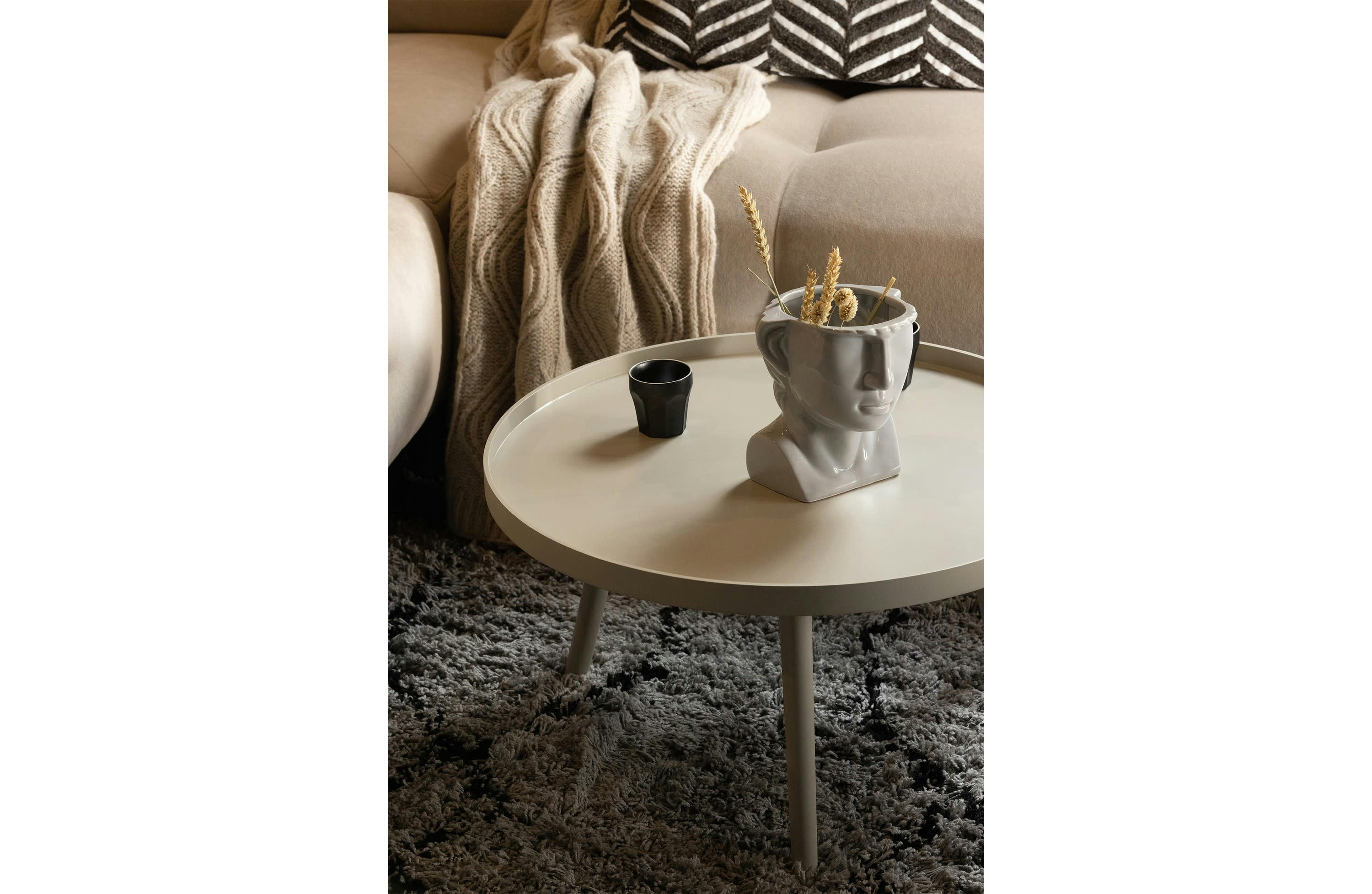 MESA - Table d'appoint en bois beige
