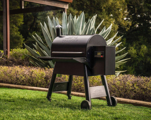 Traeger Pro 780 Pellet Grill & Smoker