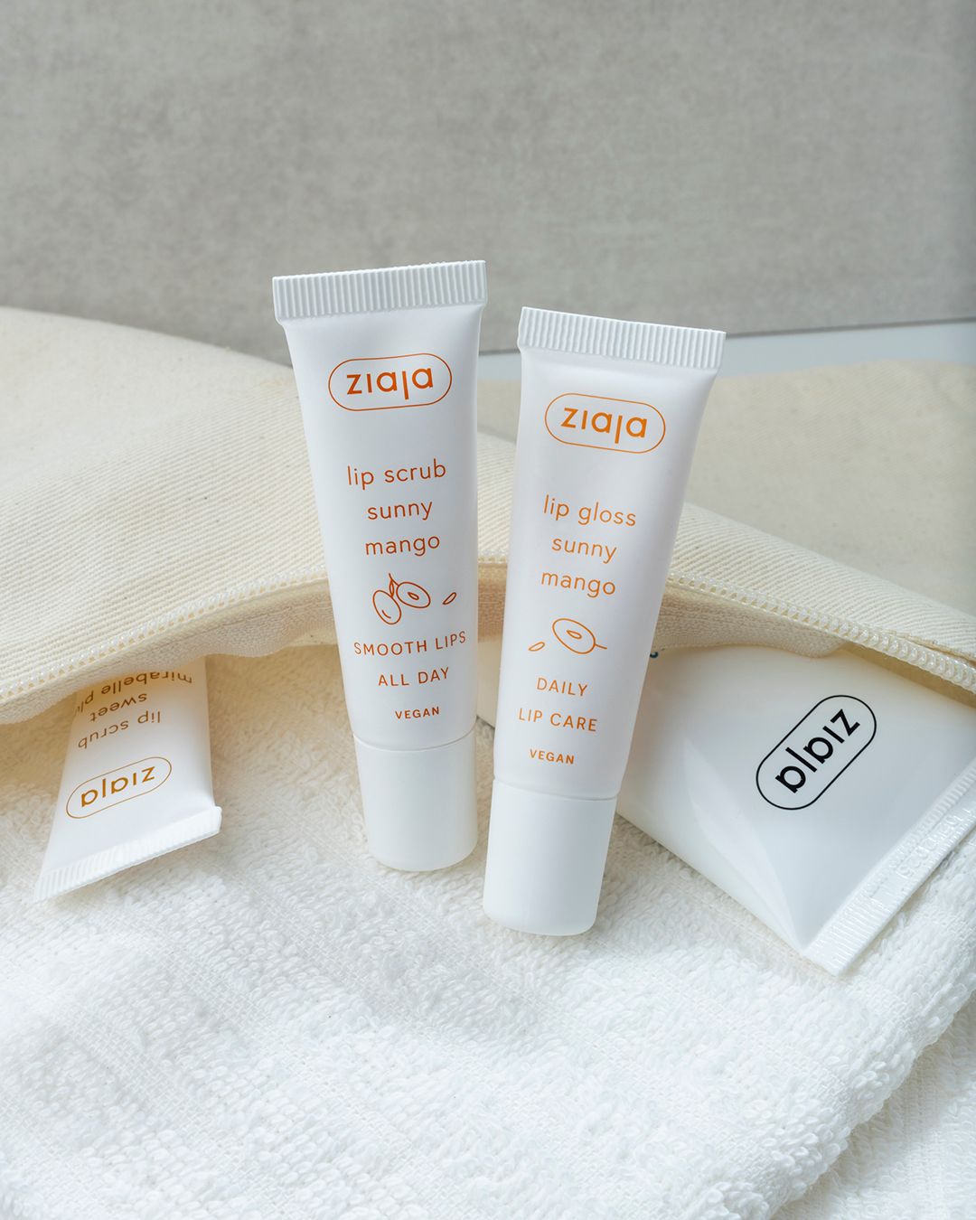 Ziaja Sunny Mango Lip Scrub 12ml