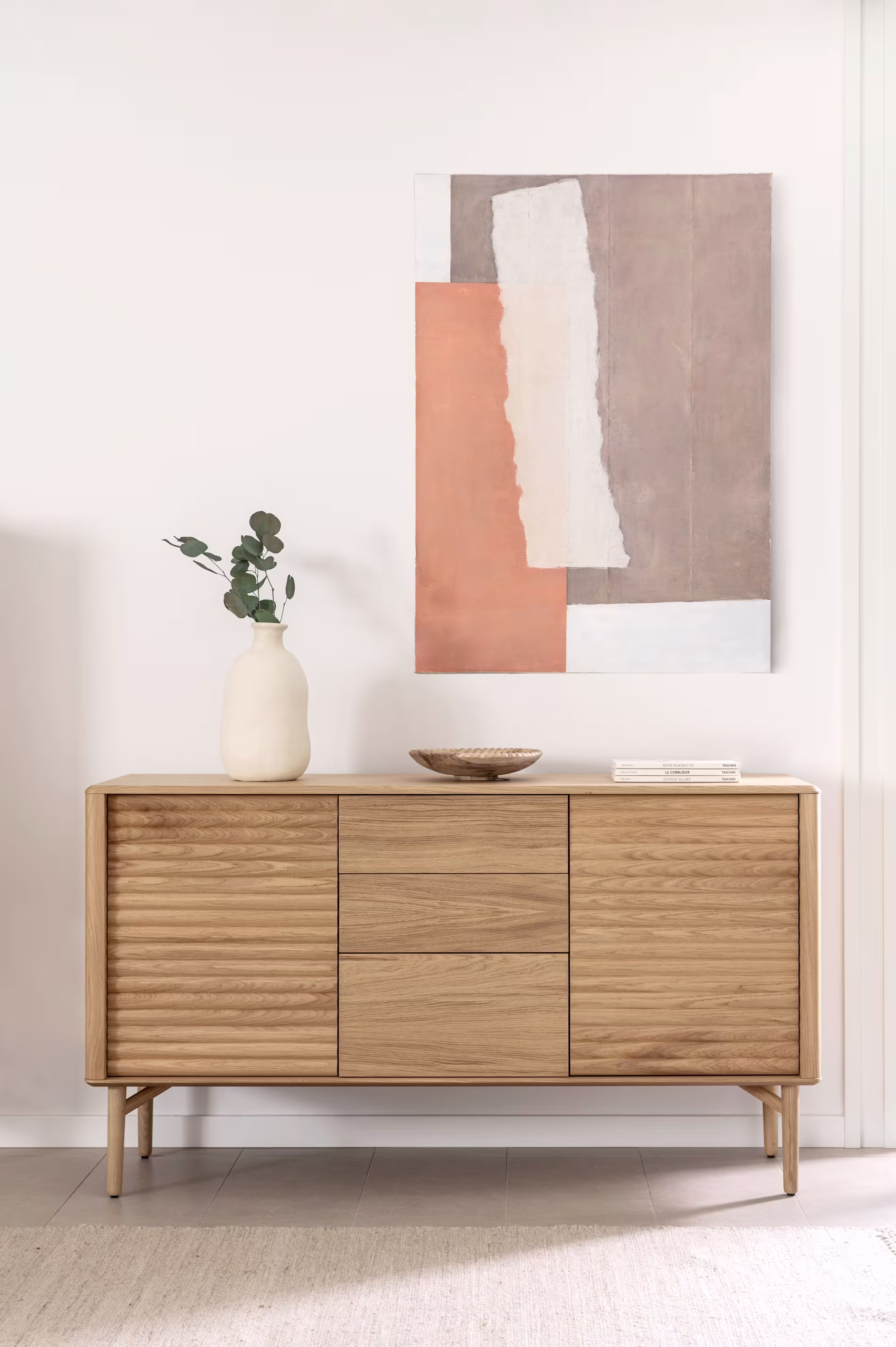 Aparador Lenon 2 puertas y 3 cajones de madera y chapa de roble 155 x 86 cm FSC MIX Credit