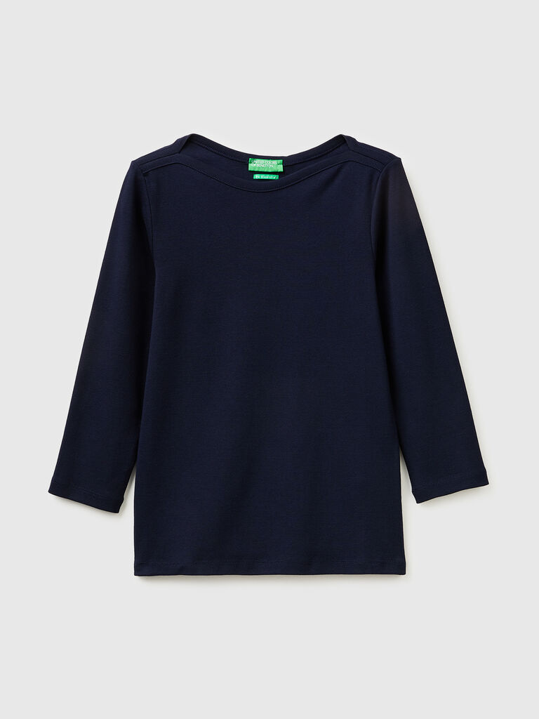 Slim fit t-shirt with boat neck