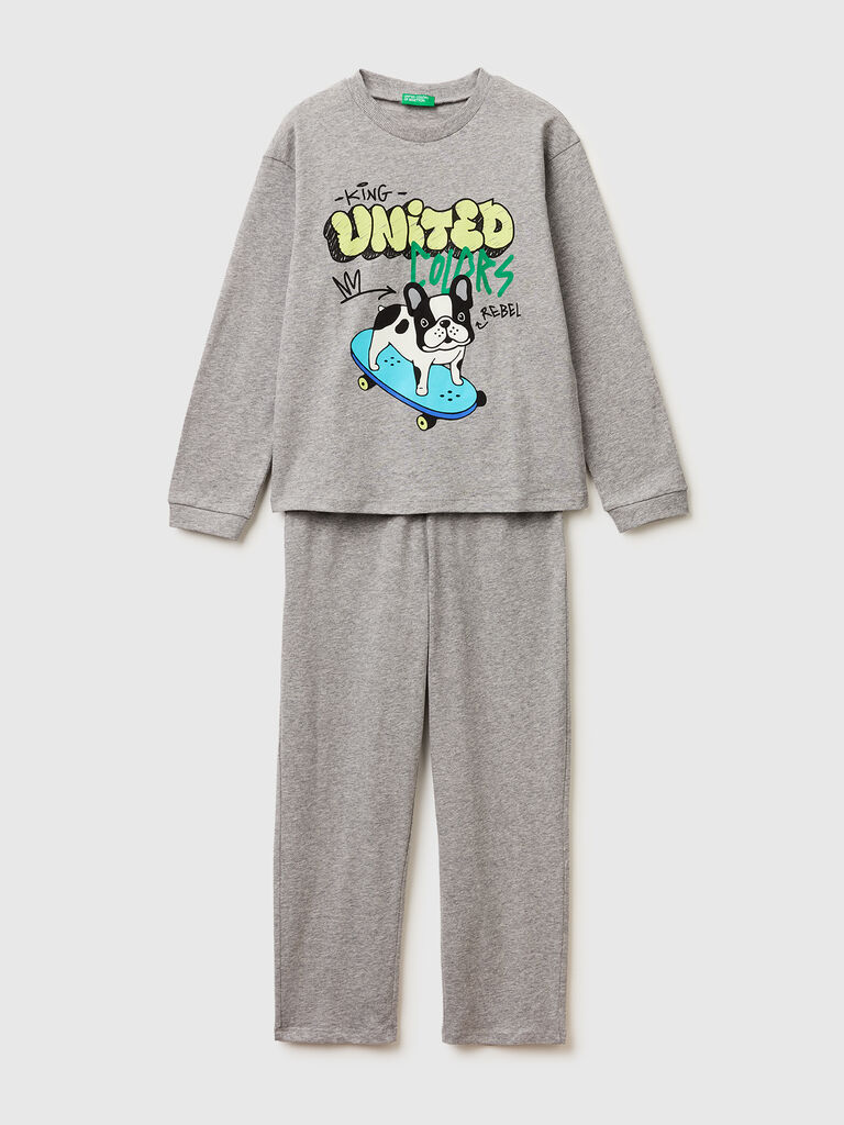 Soft pajamas with logo print