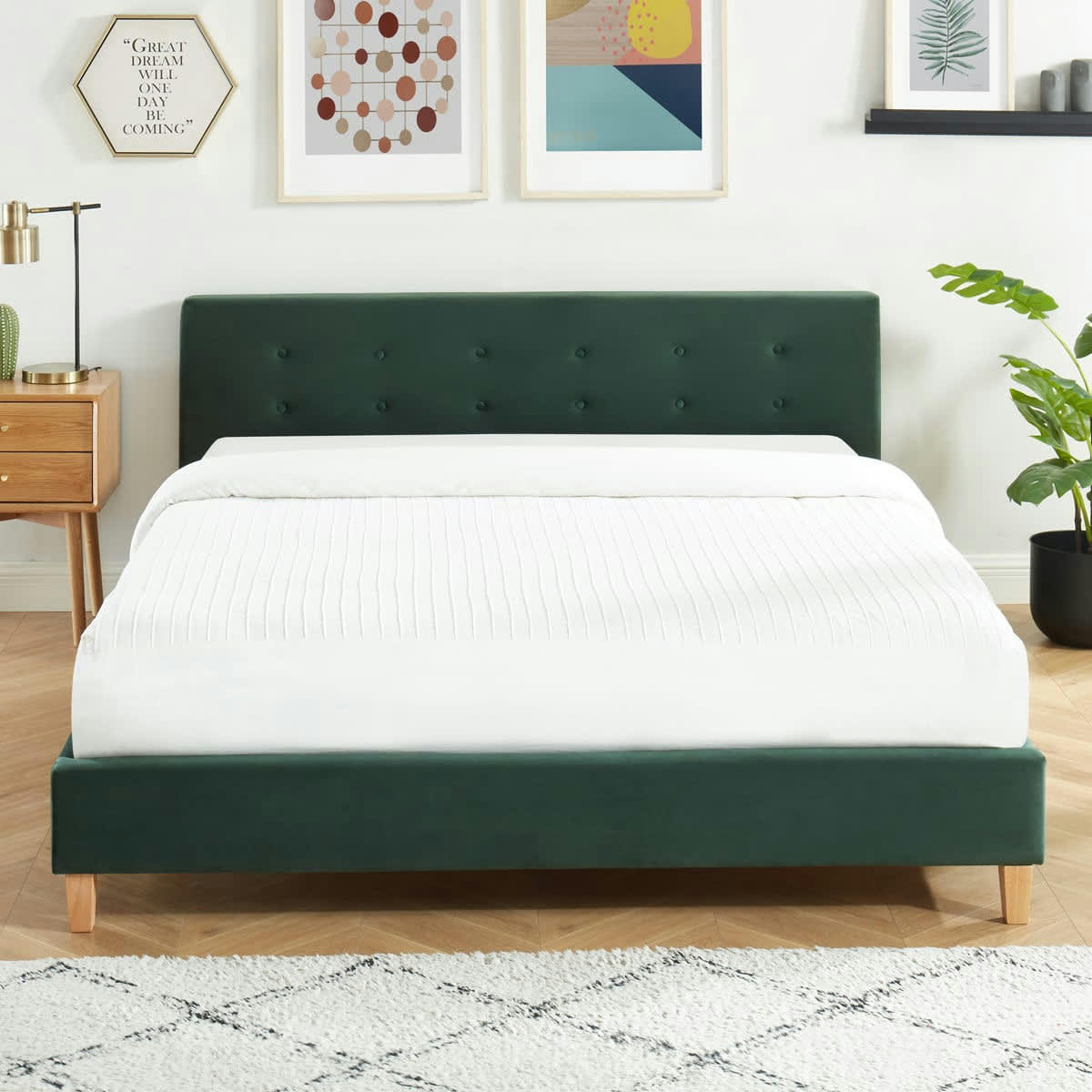 MILO - Lit en velours vert 160x200 avec sommier à lattes et tête de lit