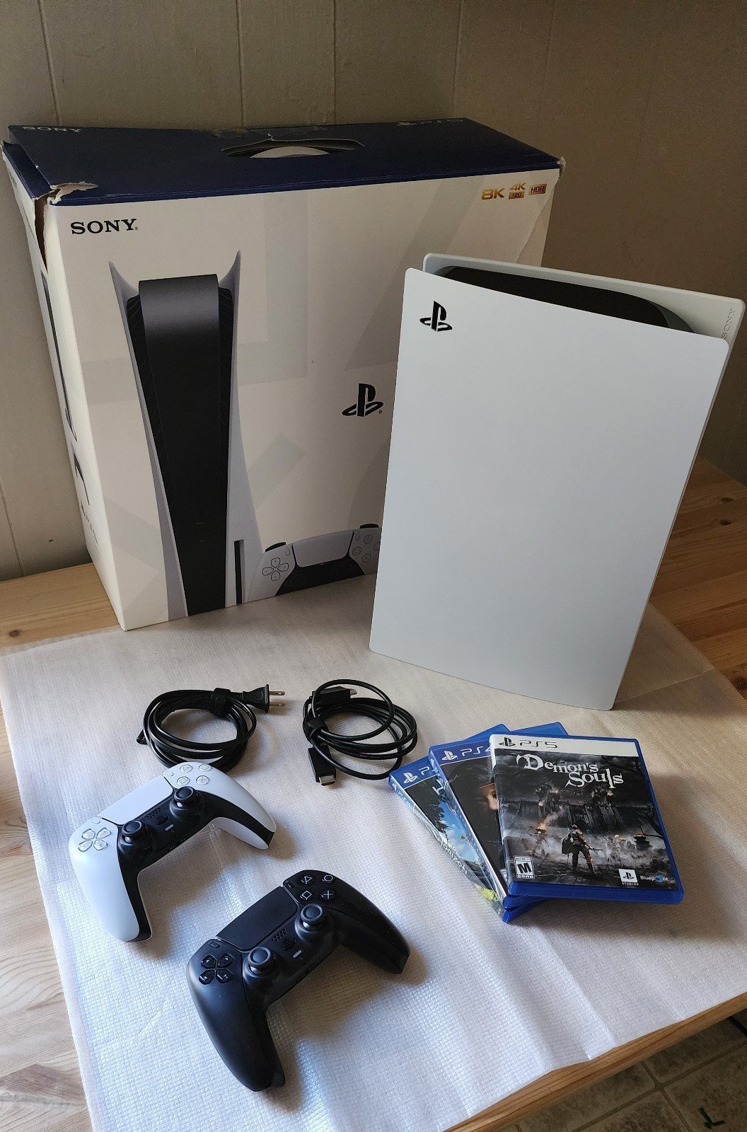 PlayStation 5 disc console