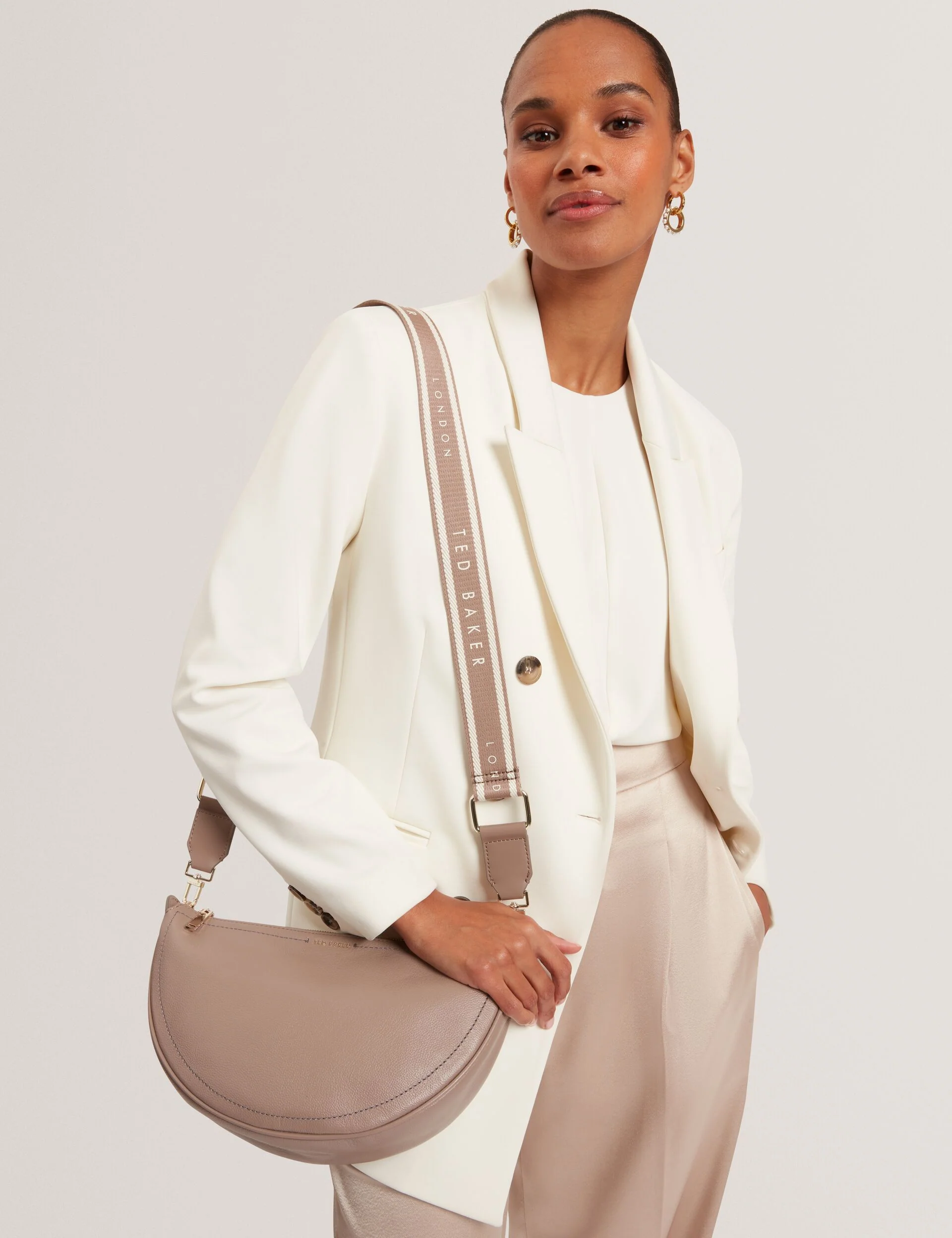 LORREEN | TAUPE