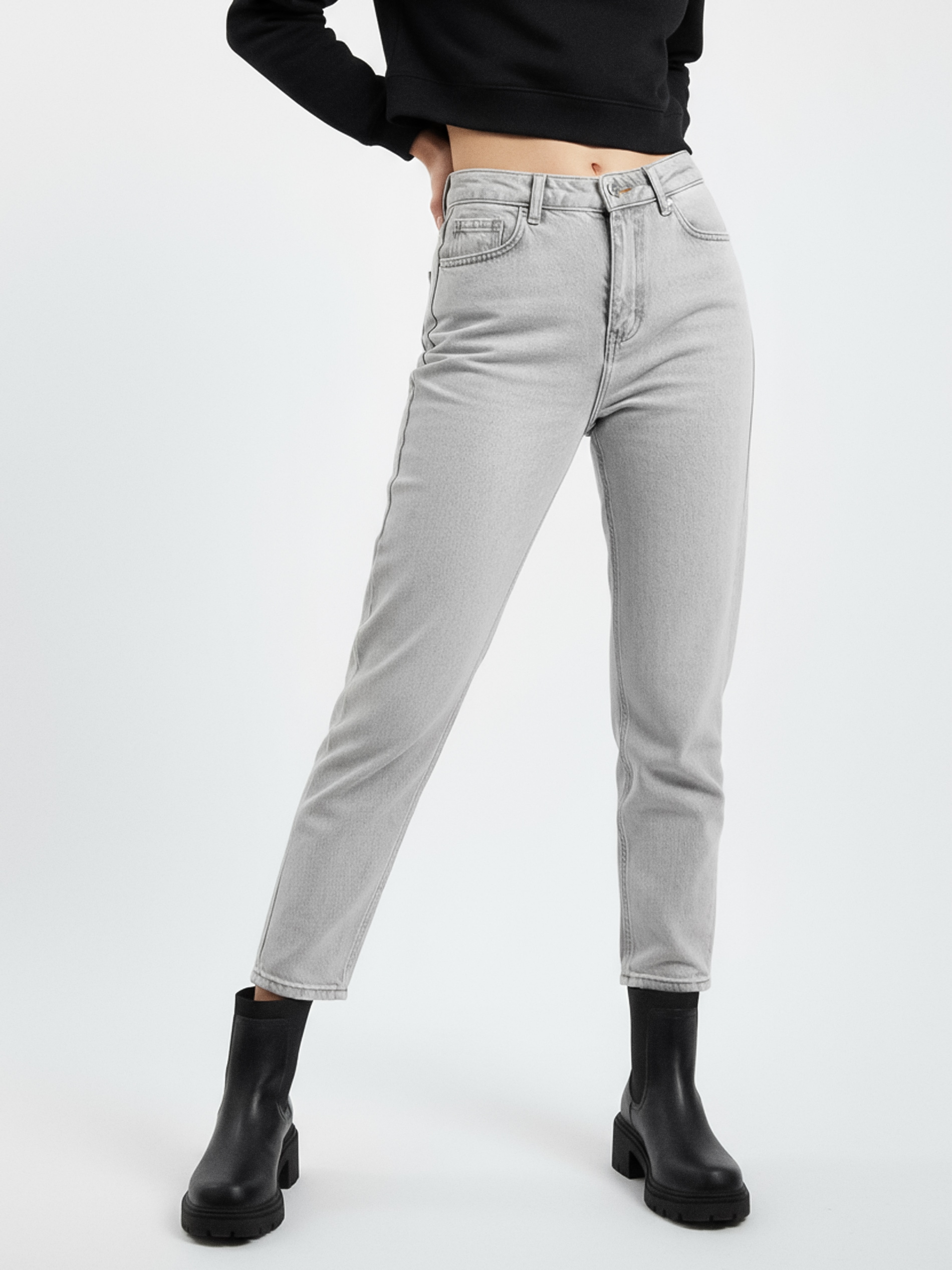 Jeansy mom fit