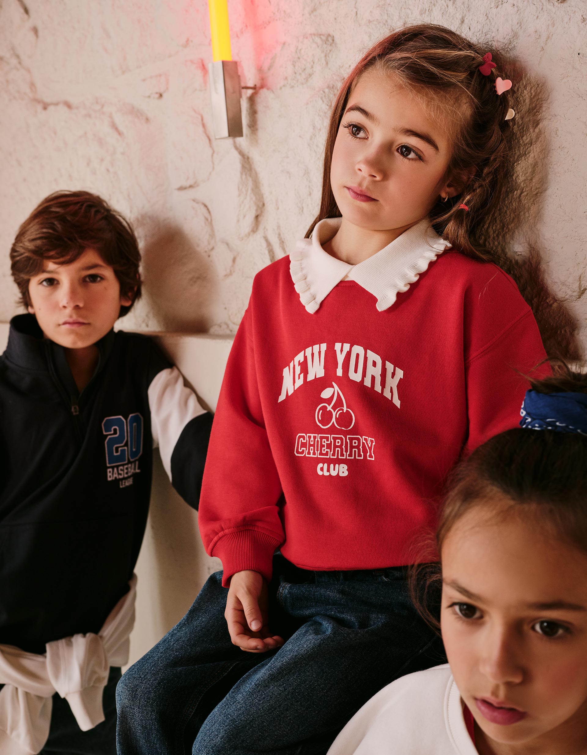 Sweatshirt com Gola, Menina, Vermelho