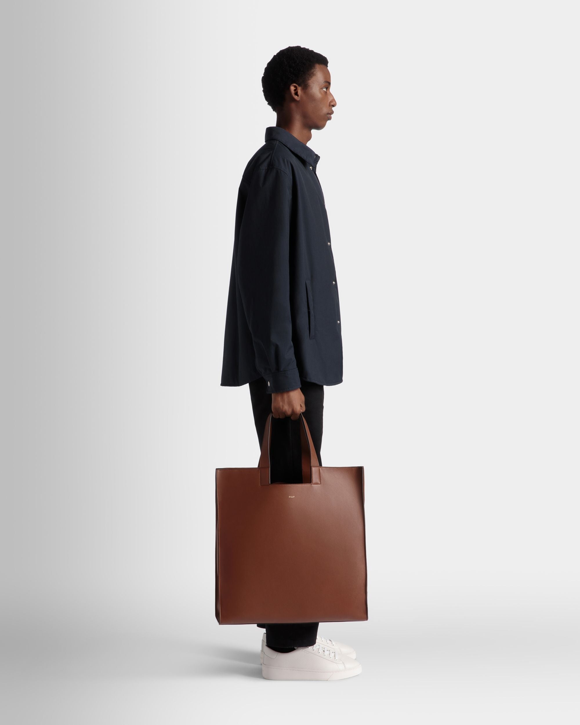 Easy Bally Tragetasche Aus Leder In Braun