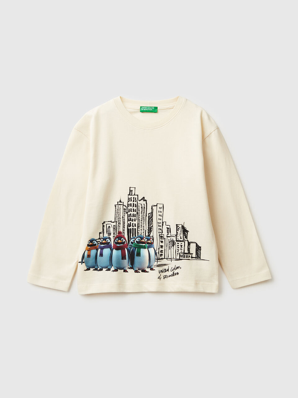 T-shirt with print on front and back