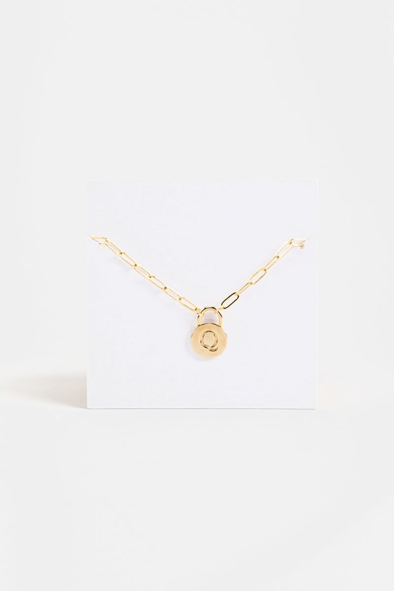 Initial Curb Chain Pendant Necklace Gold