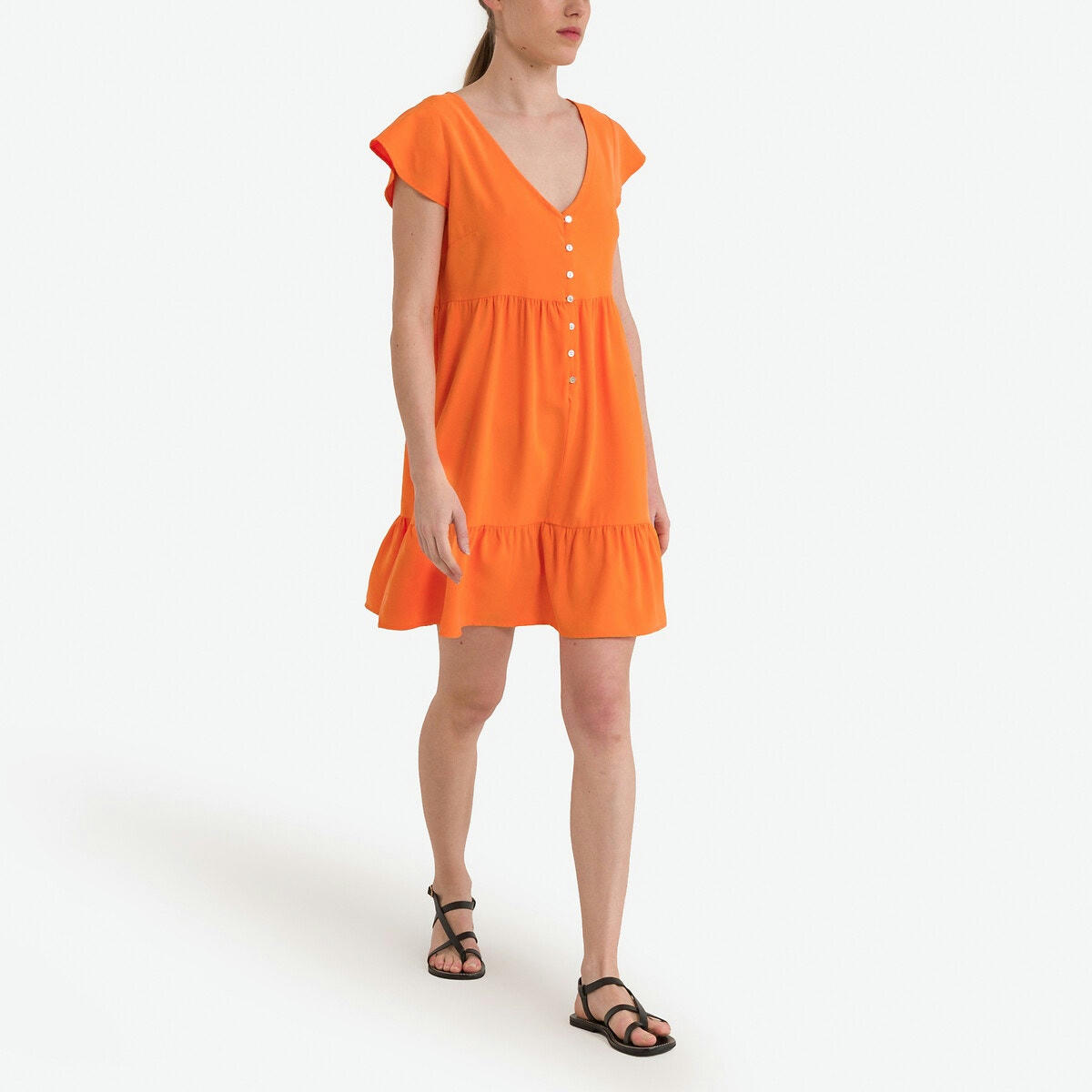Robe courte, manches courtes