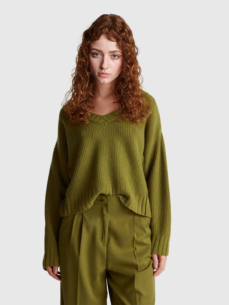 V-neck sweater in wool blend