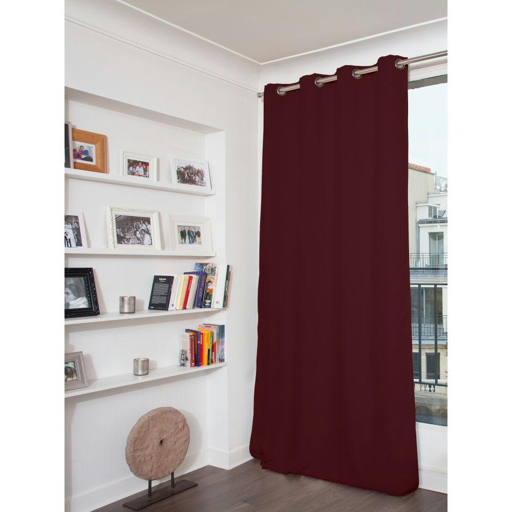 - Rideau occultant total rouge 135 x 260