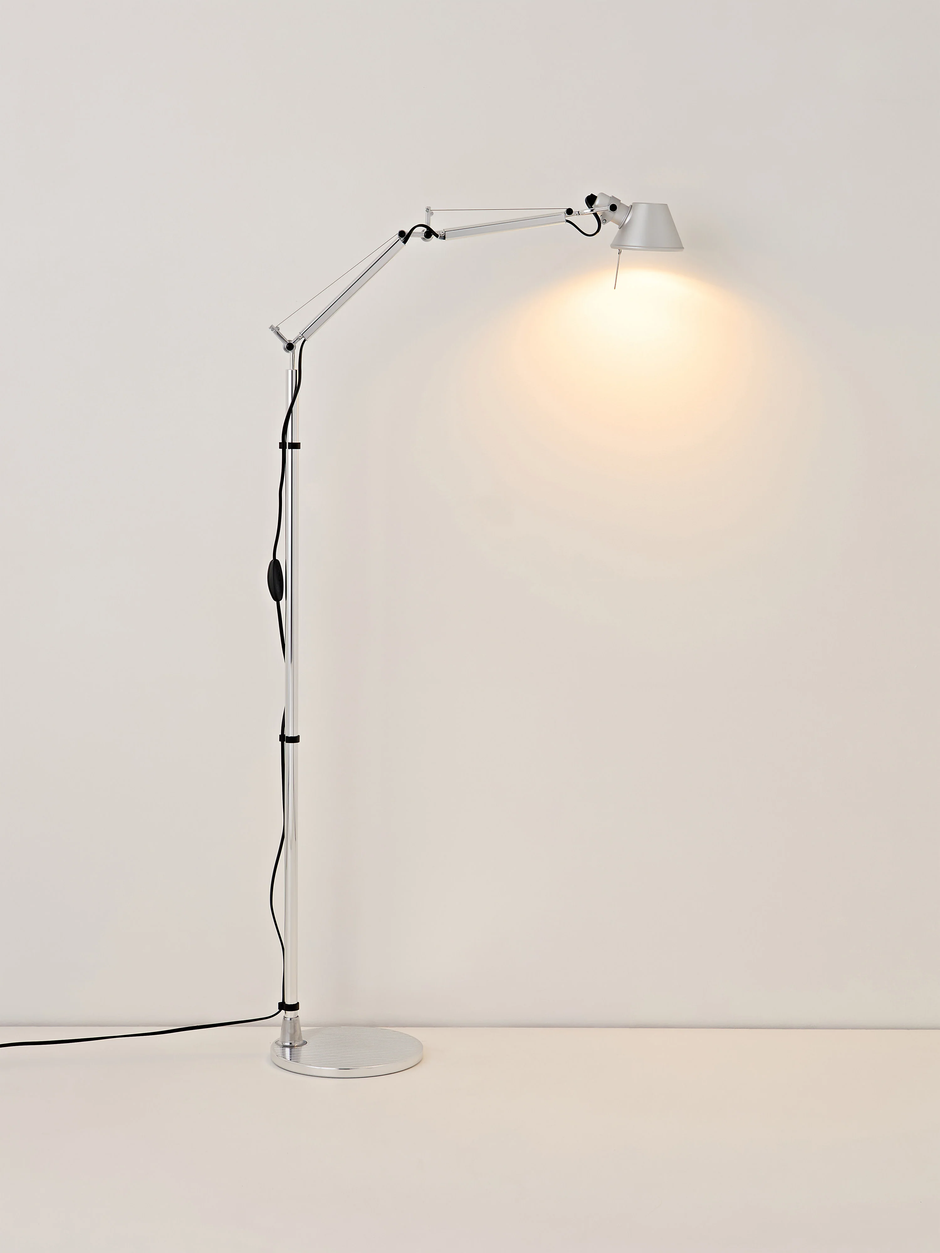 Verstellbare Leselampe Tolomeo Micro