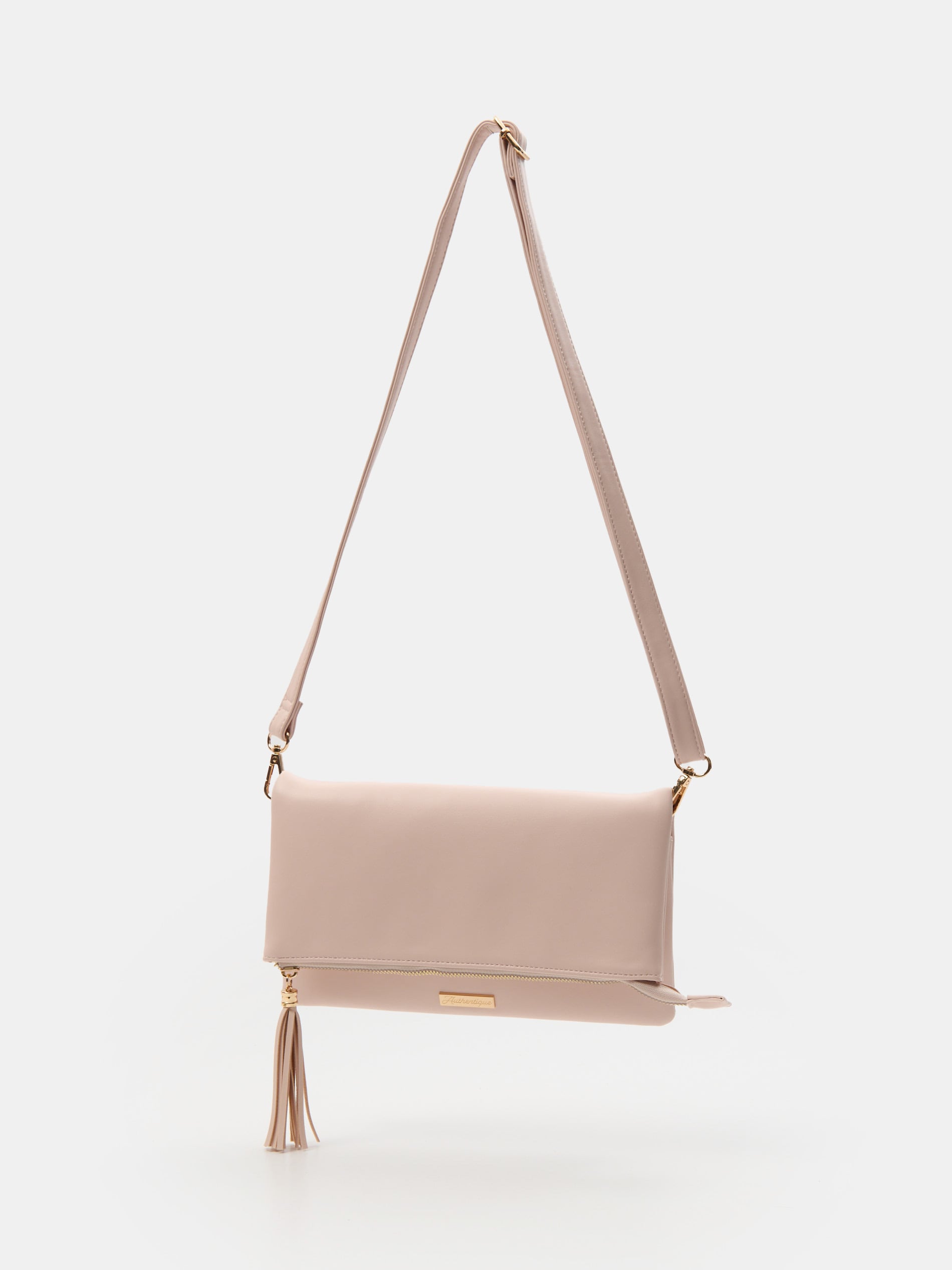Torebka crossbody z ozdobnym zamkiem