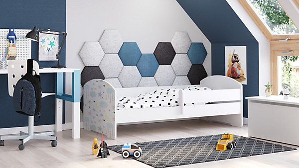 Lit d'enfant LUK avec balustrade 140x70 étoiles