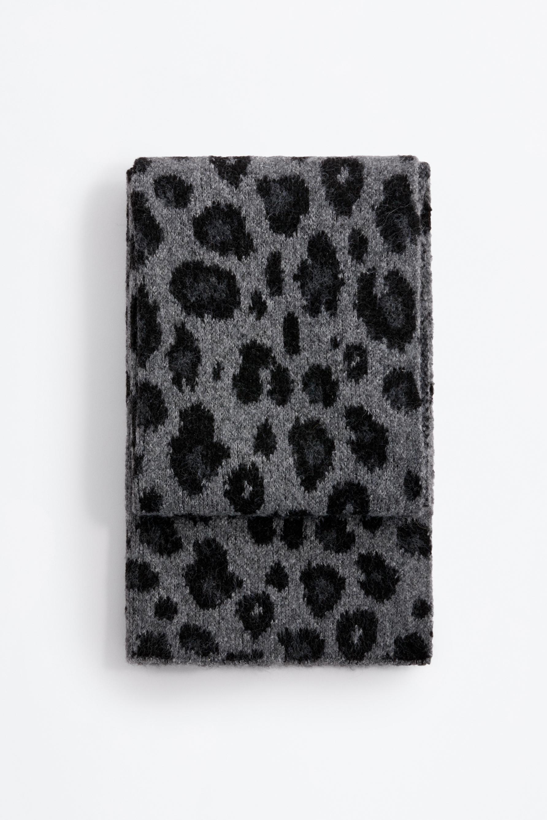 Bufanda jacquard animal print