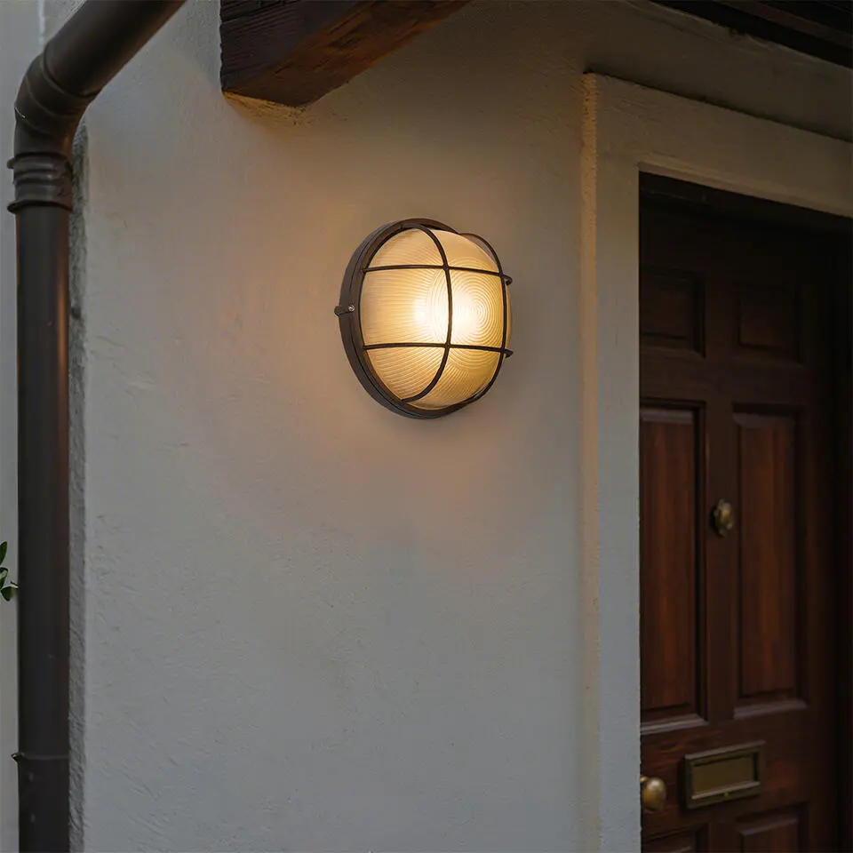 Qazqa wandlamp hanneke bruin e27