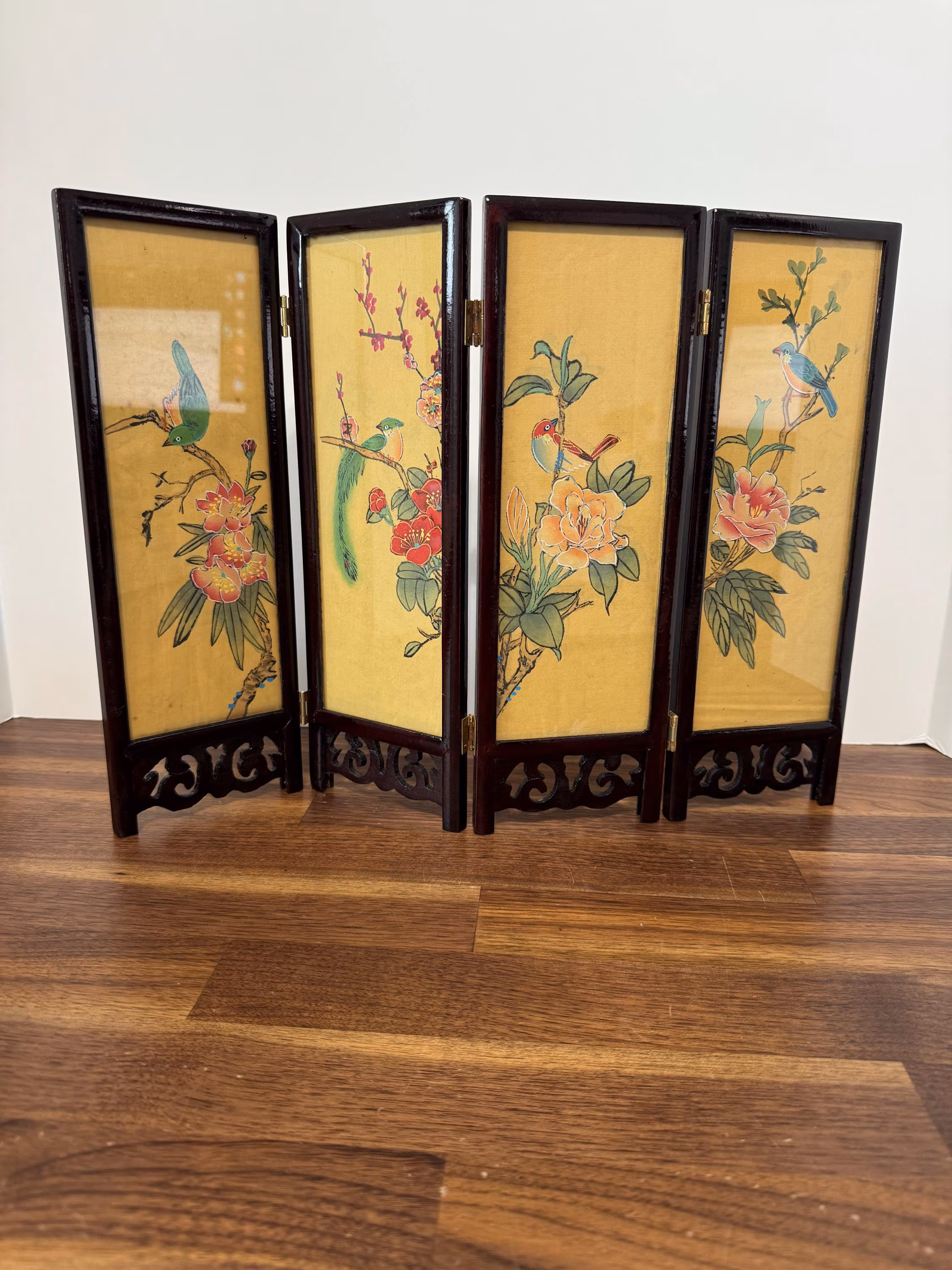 Vintage dime store Asian table top mini rosewood finish wood screen with 4 double sided hand painted silk panels birds’ /scenic views.