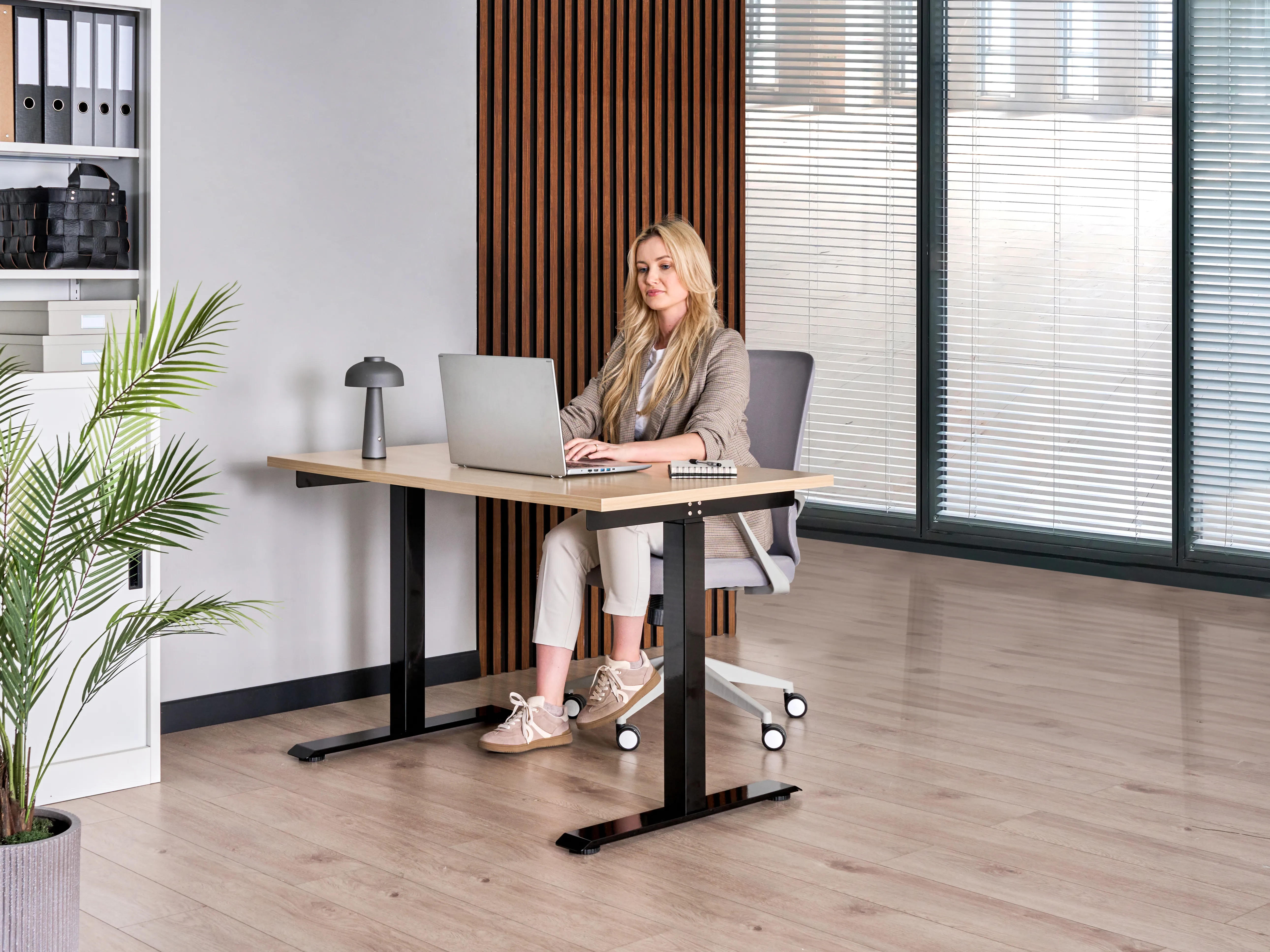 Electric Adjustable Standing Desk DESTINES Black/ Light Brown 120 cm 72 cm
