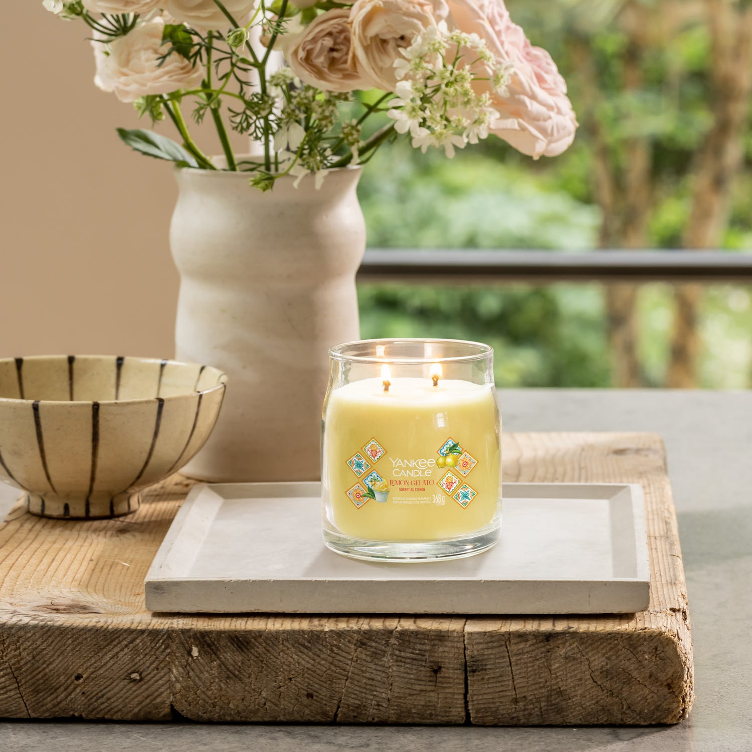 Lemon Gelato, candela giara media Yankee Candle