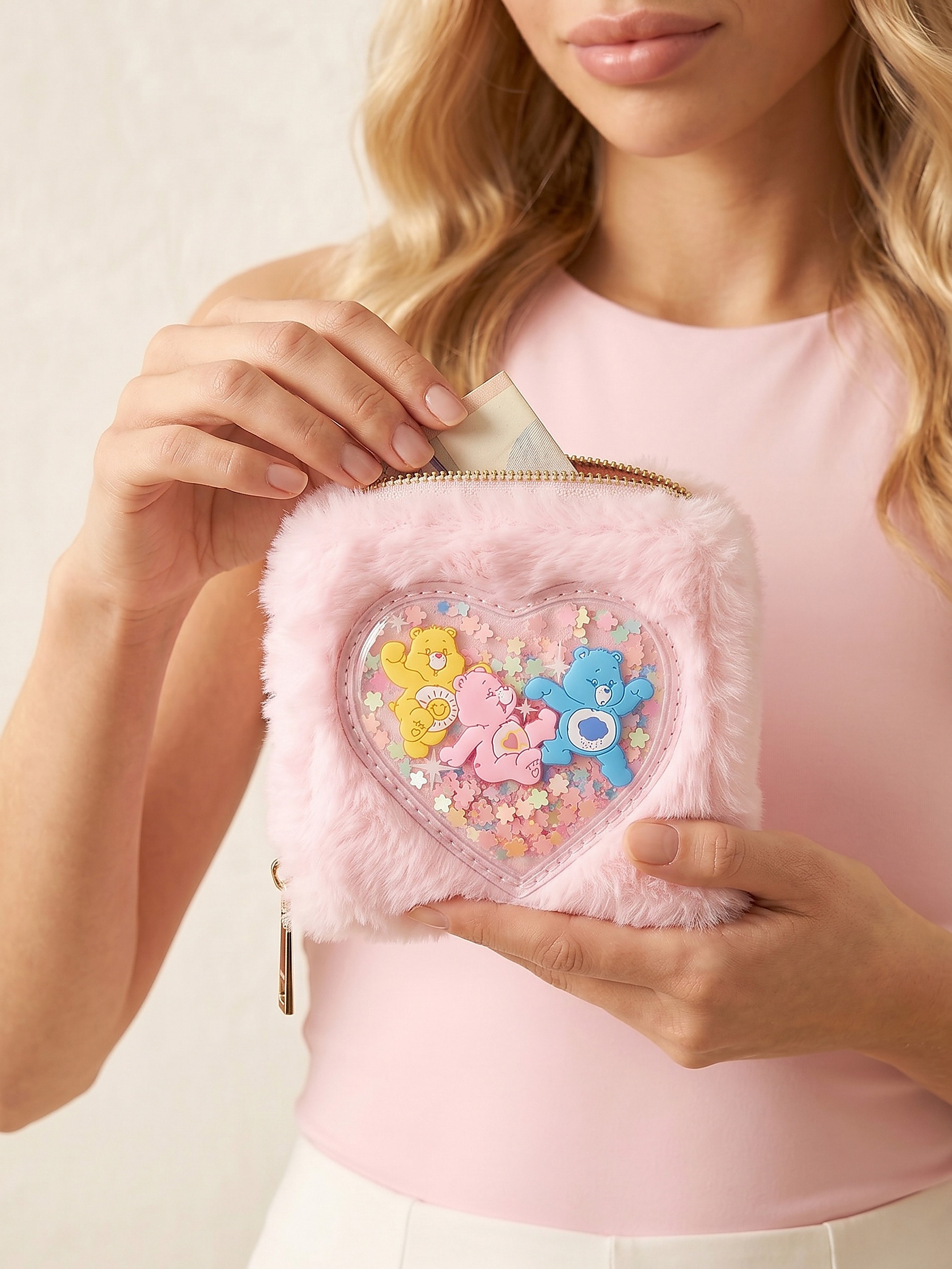 Portfel ze sztucznym futerkiem Care Bears