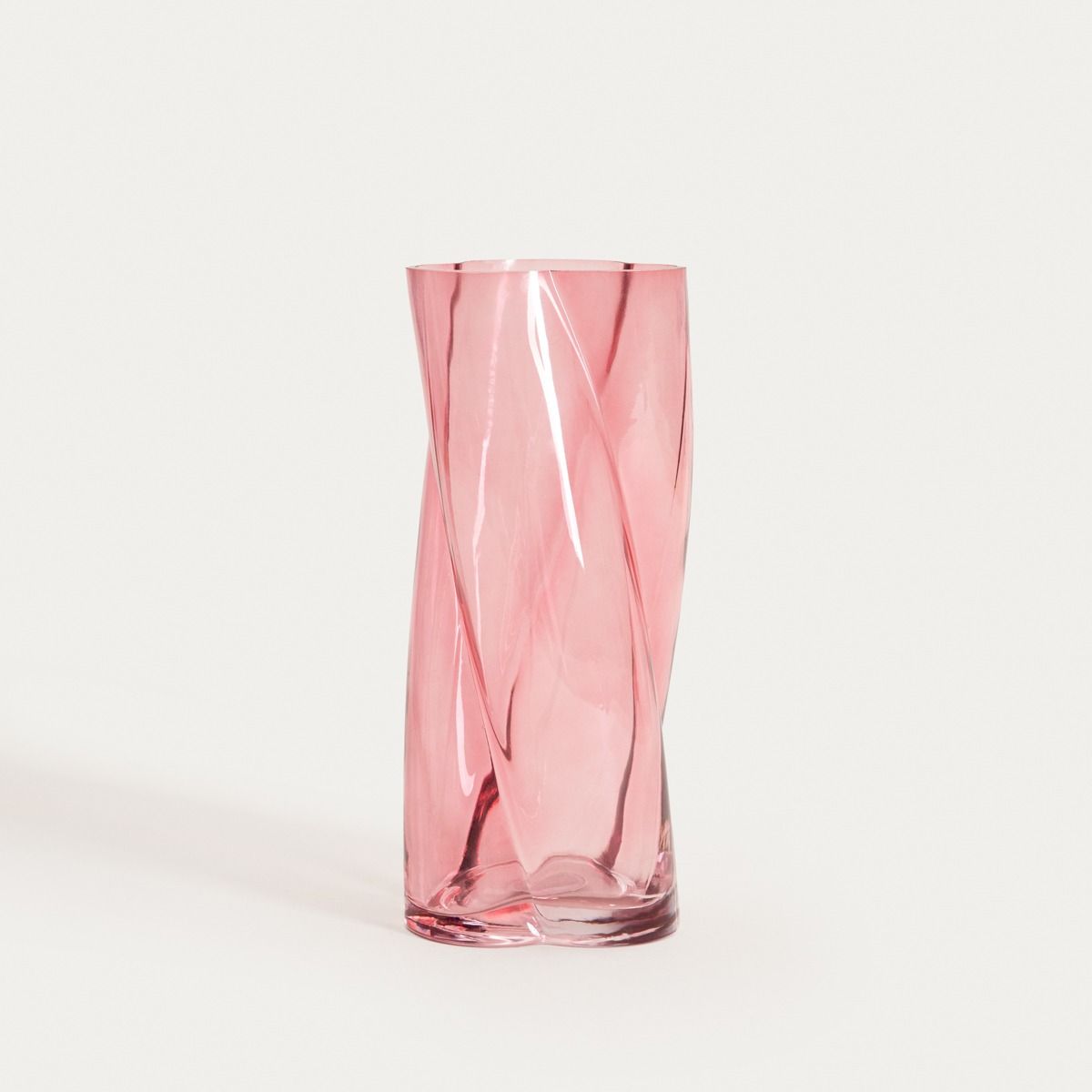 Wazon RAYA szklany skręcony różowy 10,5x10,5x26cm