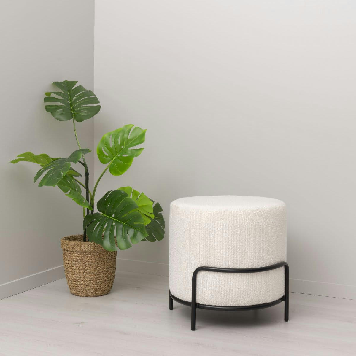 BERAWA - Pouf rond en tissu bouclé blanc