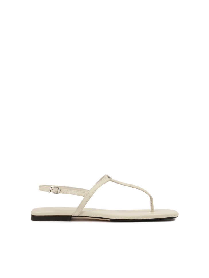 Flat flip flop sandals