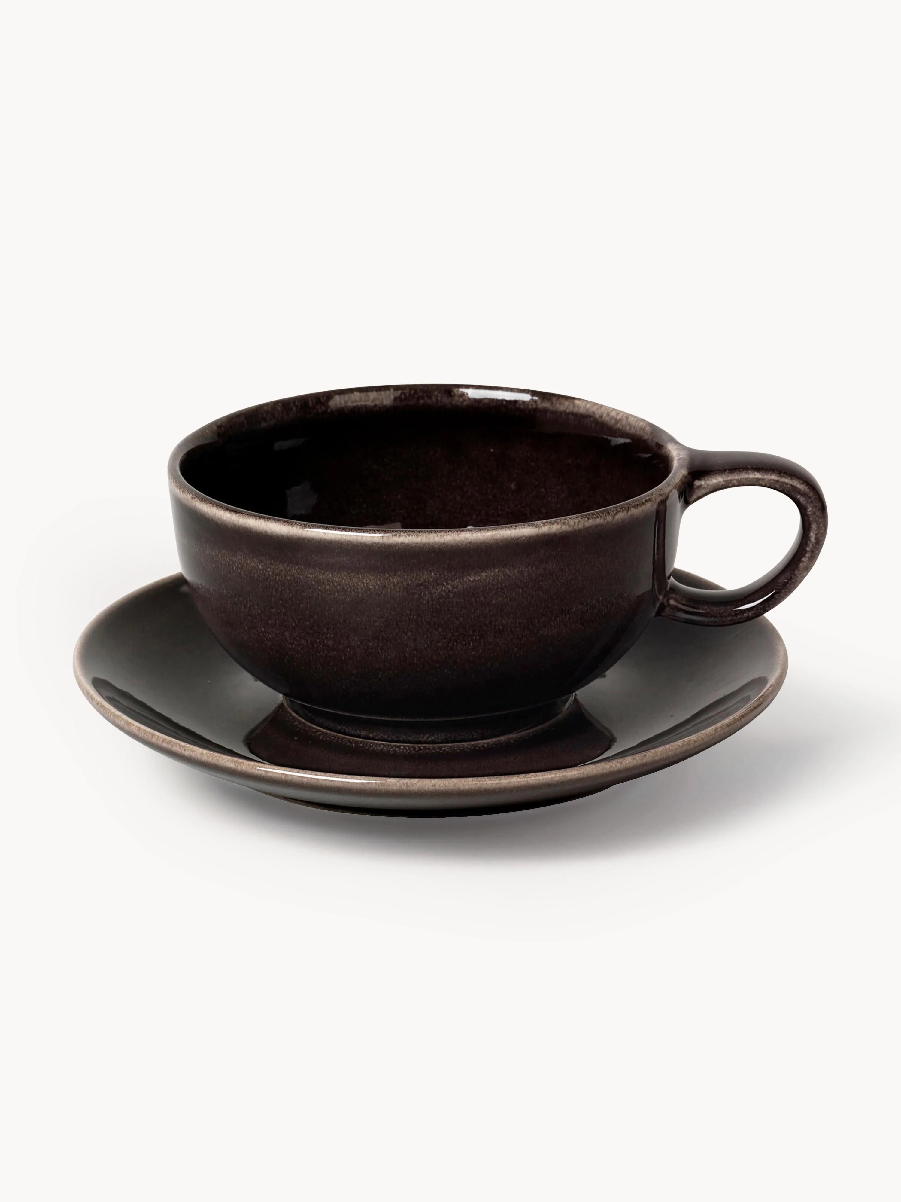 Handgemachte Teetasse Nordic Coal mit Untertasse