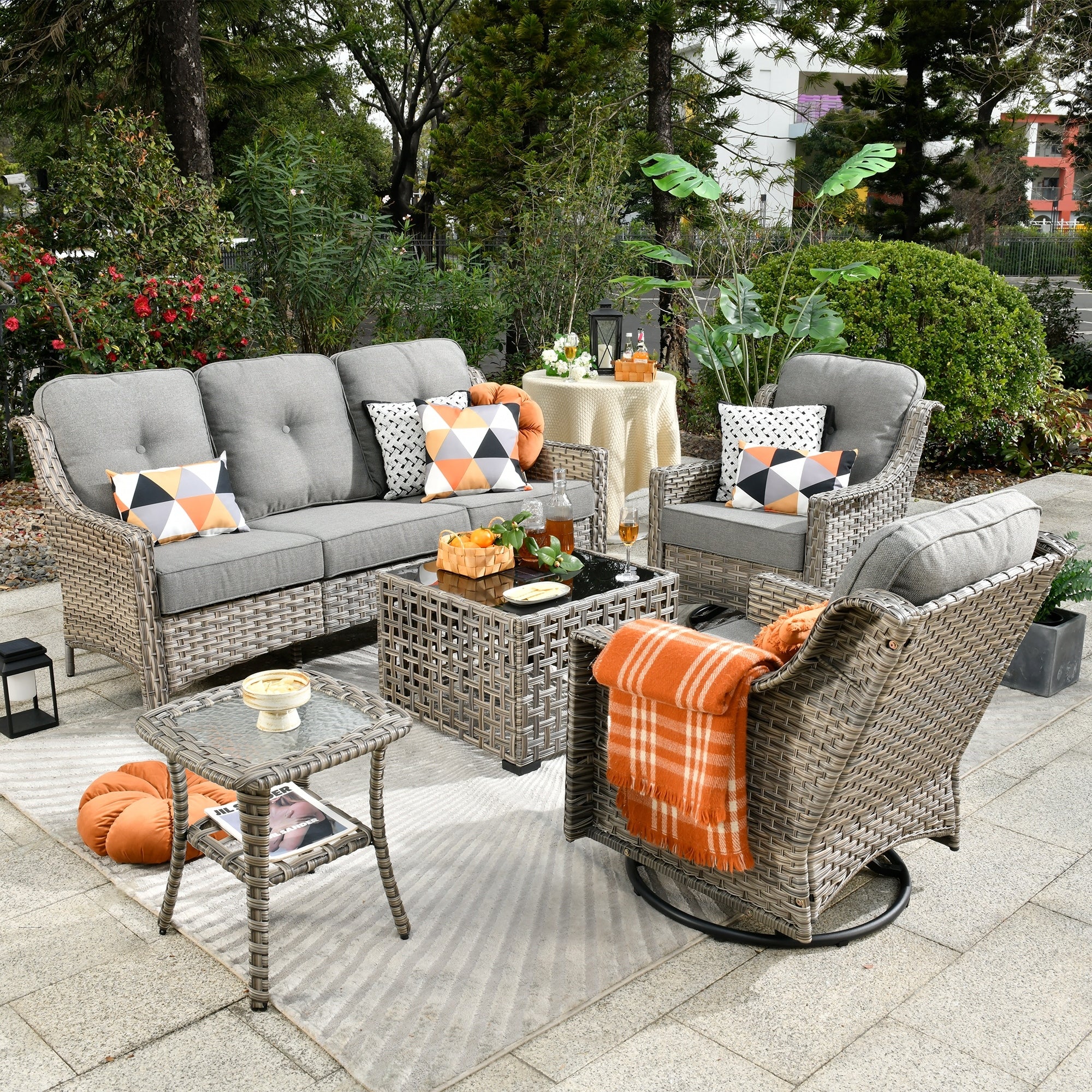 OVIOS 5 Pieces Outdoor Wicker Swivel Chair Set With Solar-Powered Table