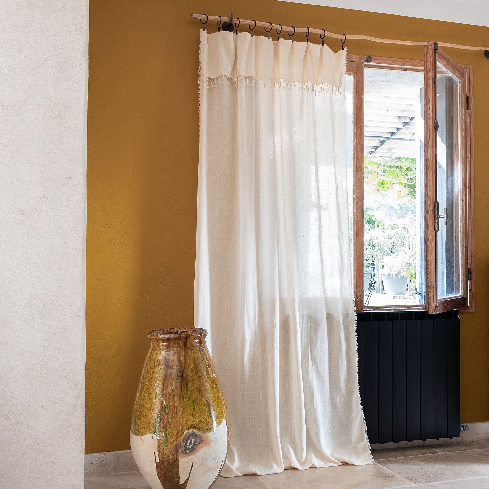 TEBA - Rideau à anneaux pinces en coton finition franges 105x280cm - blanc cassé