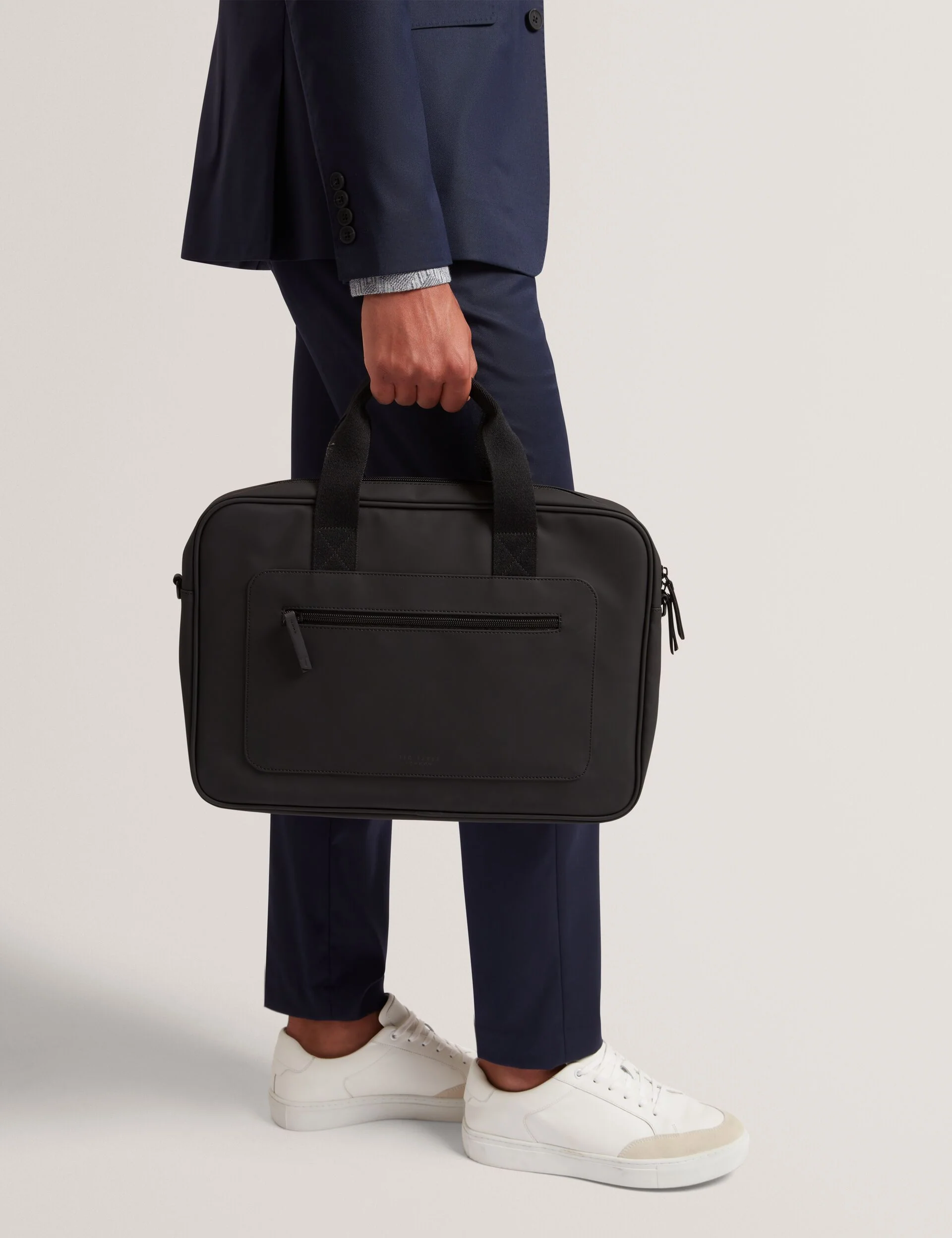 RYLIES | BLACK