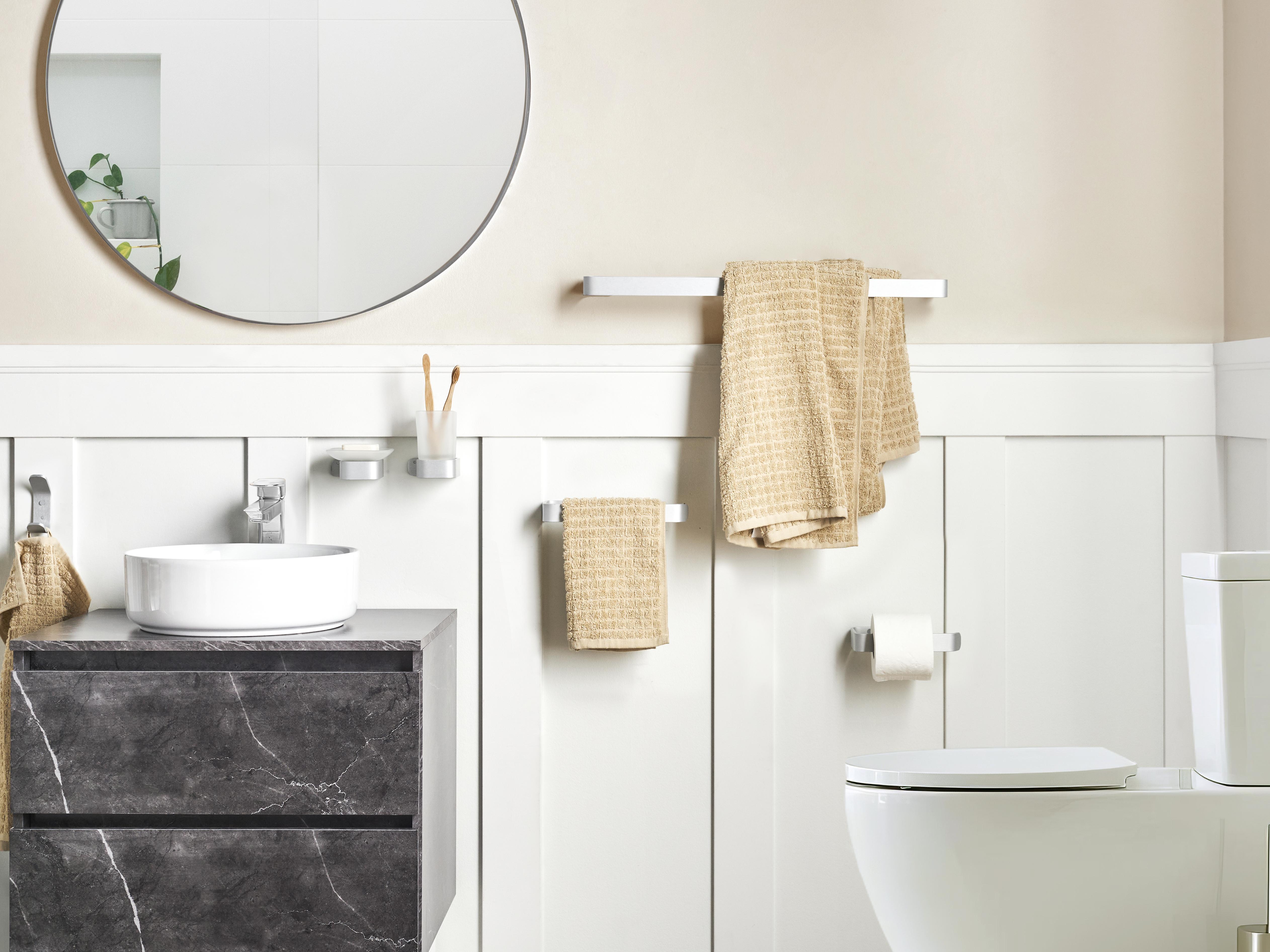 6-Piece Bathroom Hardware Set ZORRITOS with Towel Bars and Hooks Metal Silver