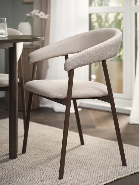 Spisebordsstol EJSING beige stof/mørk eg